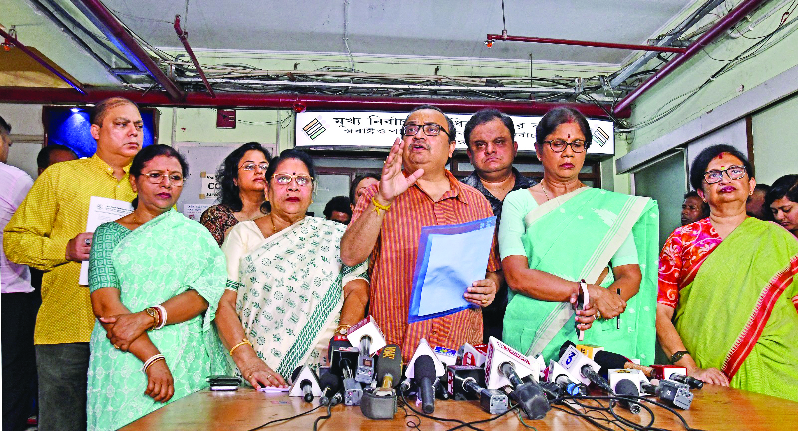 EC show-causes Dilip Ghosh for ‘insulting’ remarks against Mamata EC show-causes Dilip Ghosh for ‘insulting’ remarks against Mamata