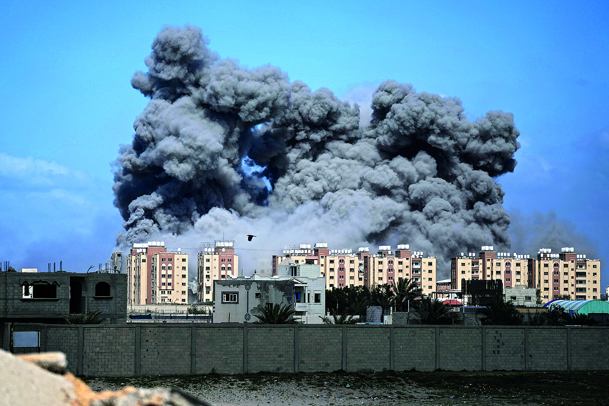 Battles, bombardment in Gaza as US says Israel talks back on Battles, bombardment in Gaza as US says Israel talks back on