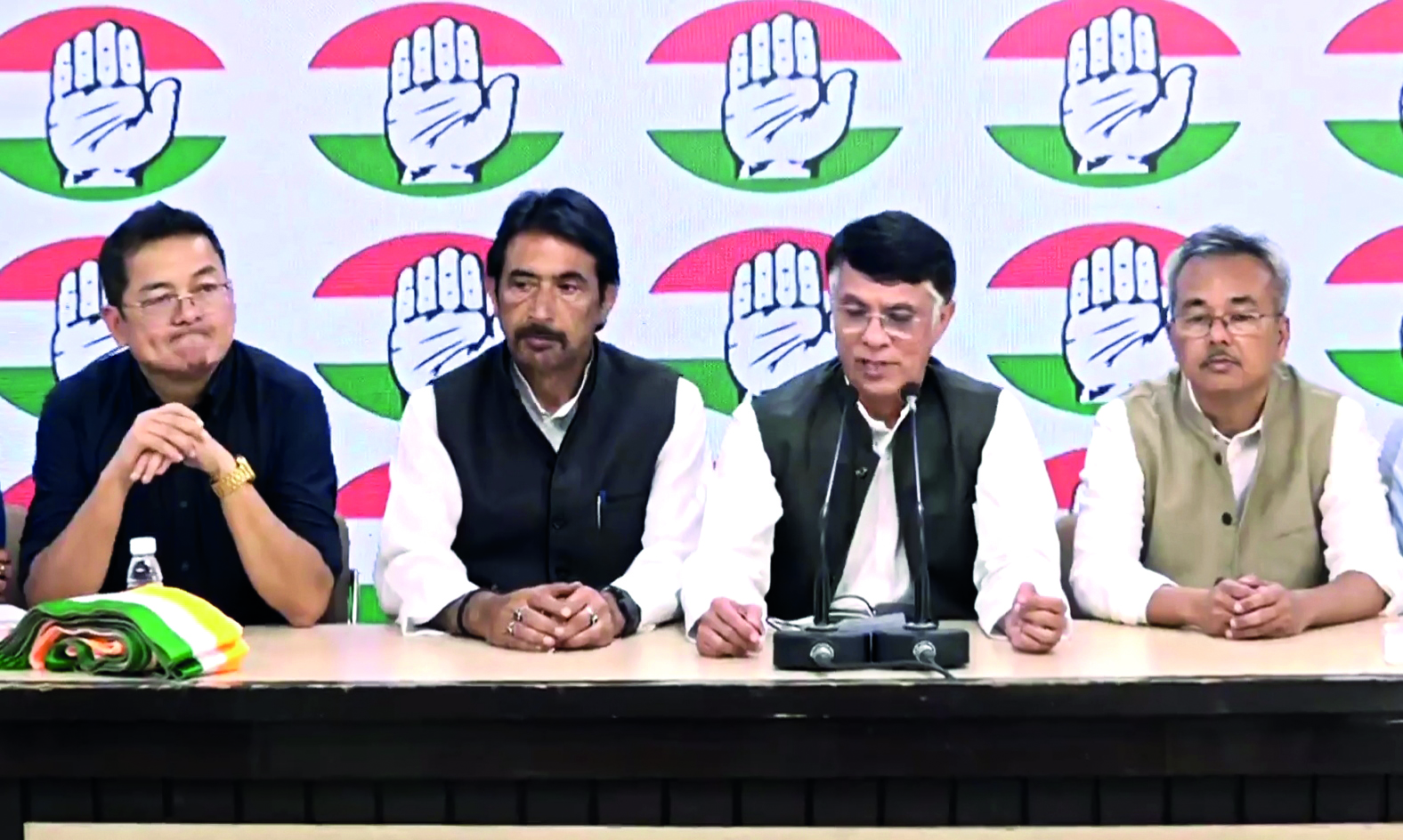 Hamro Party crosses over to INDIA bloc