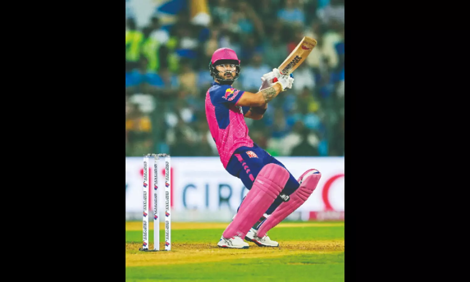Royals hand Mumbai Indians 3rd loss in a row, win by six wickets