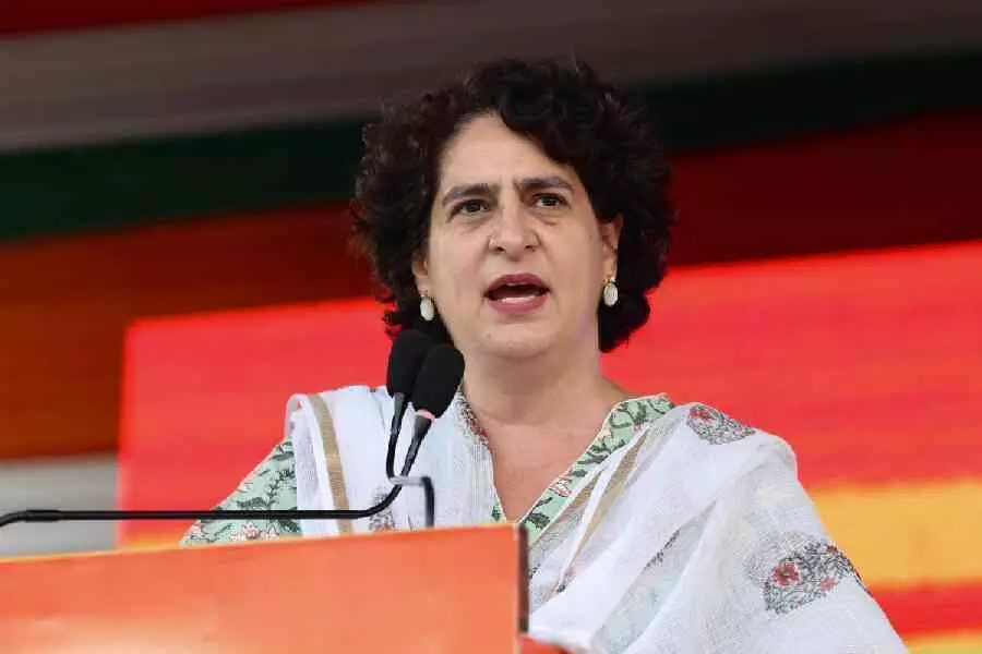 I-T notices to Congress biased action: Priyanka Gandhi Vadra I-T notices to Congress biased action: Priyanka Gandhi Vadra