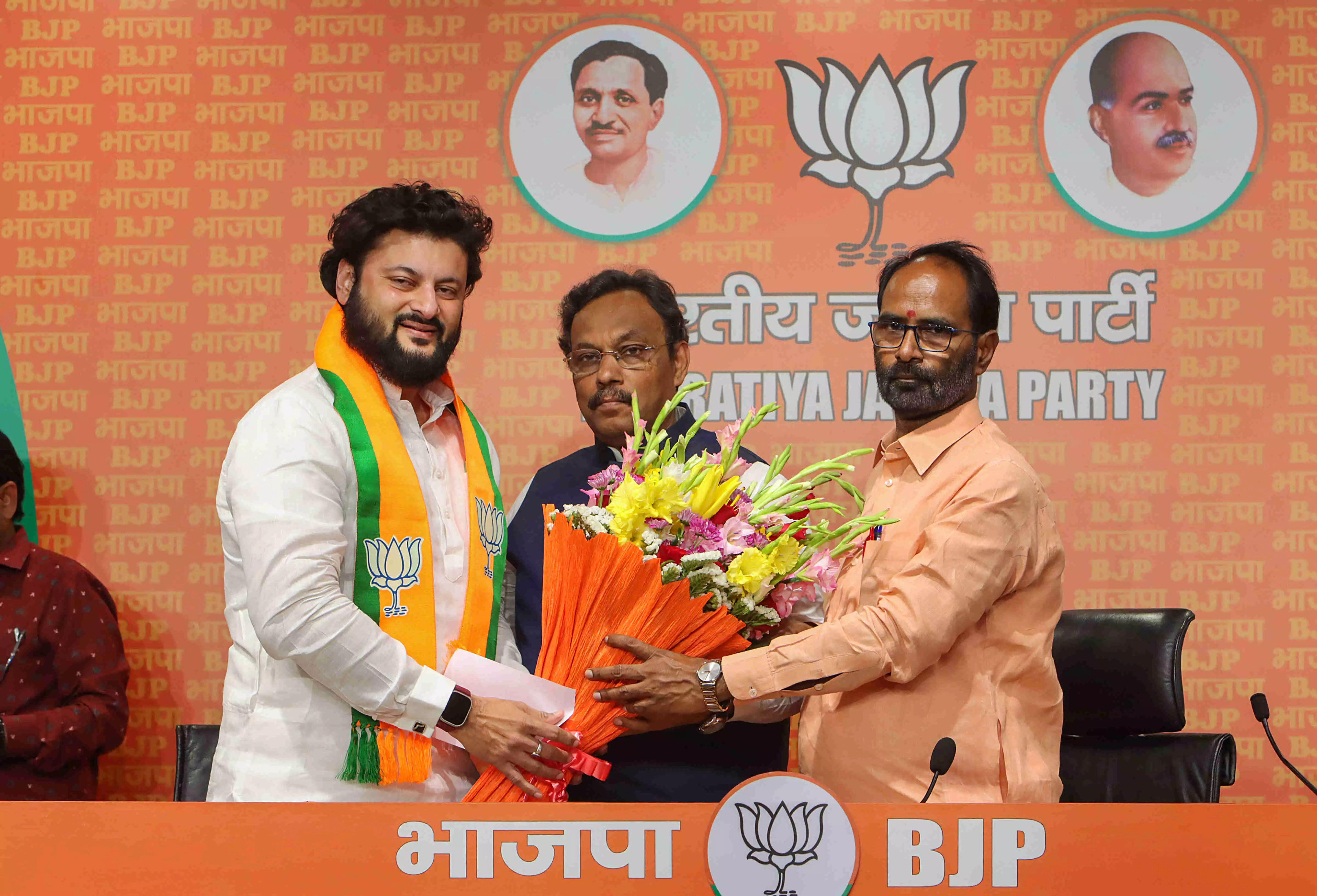 BJDs Lok Sabha MP Anubhav Mohanty joins BJP BJDs Lok Sabha MP Anubhav Mohanty joins BJP