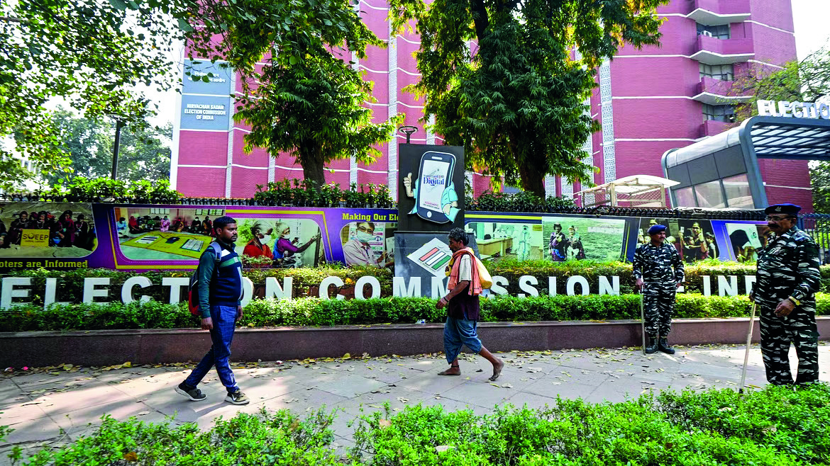 Countering false narratives on agenda, EC appoints special observers in states Countering false narratives on agenda, EC appoints special observers in states