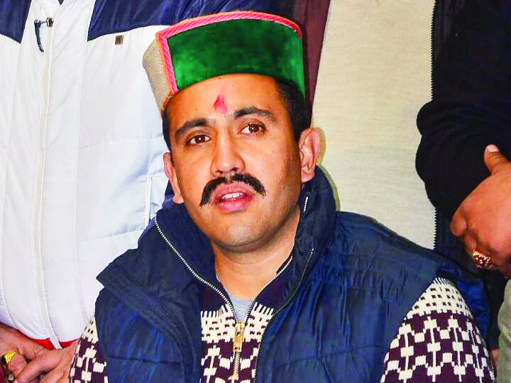 HP: PWD Min Vikramaditya most likely to contest against Kangana HP: PWD Min Vikramaditya most likely to contest against Kangana