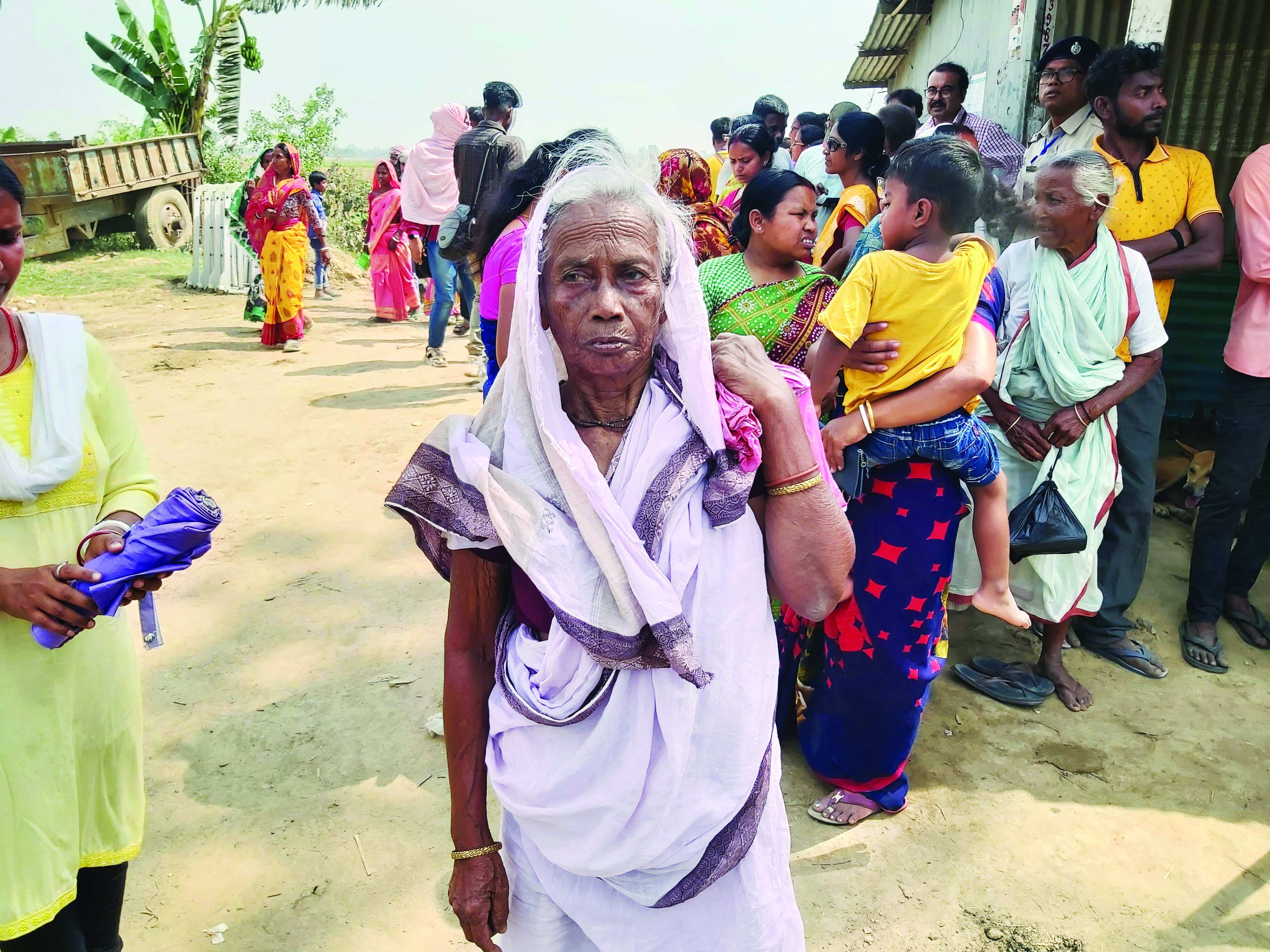 Elderly women brave heat to hear Mamata, express gratitude for welfare schemes