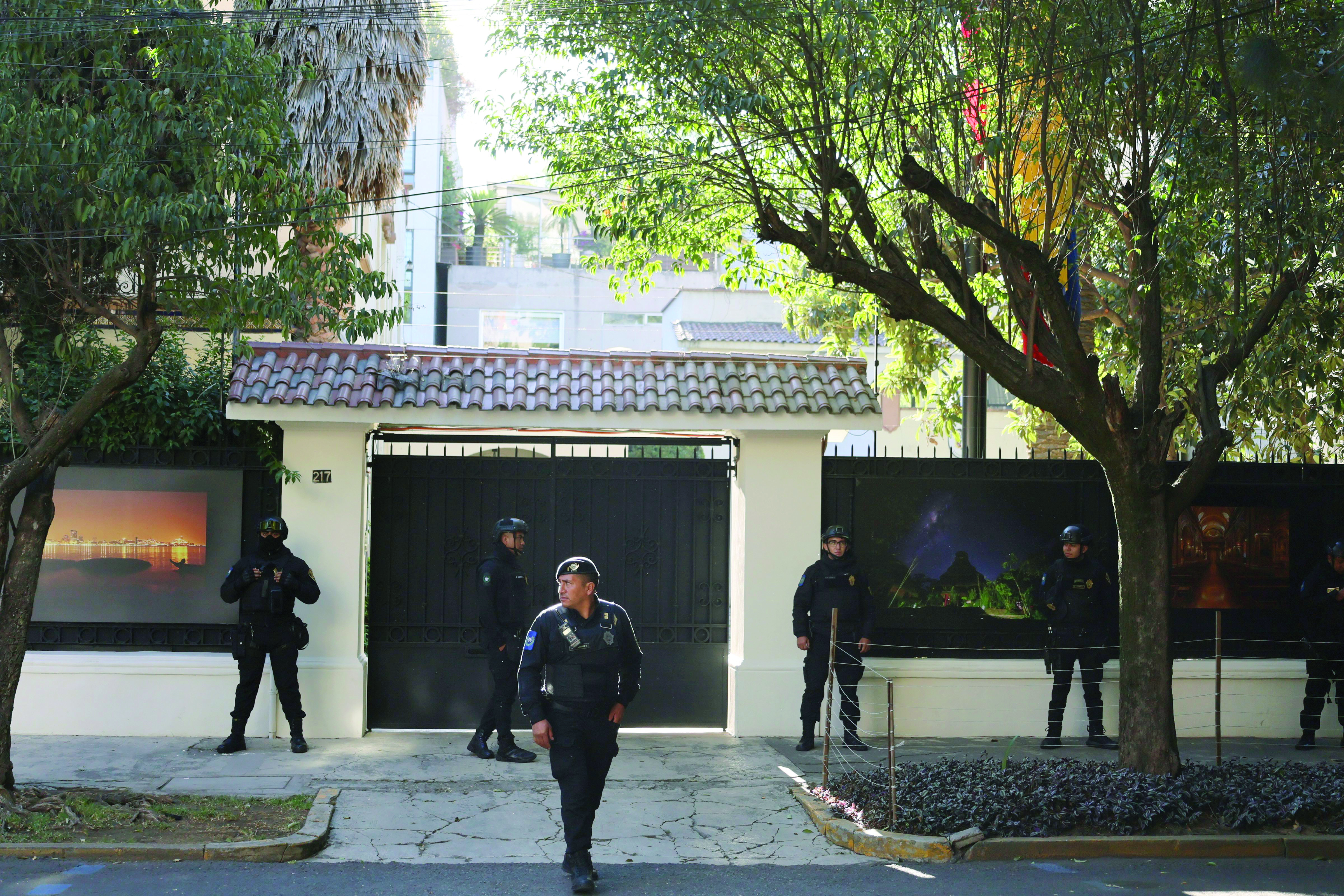 International leaders condemn Ecuador after police break into Mexican Embassy