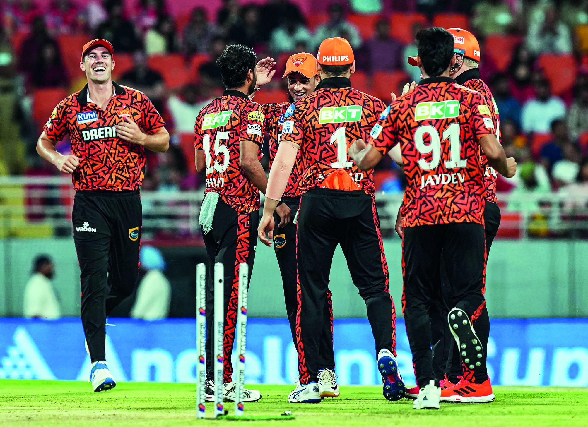SRH prevail over Punjab Kings by 2 runs in thriller SRH prevail over Punjab Kings by 2 runs in thriller