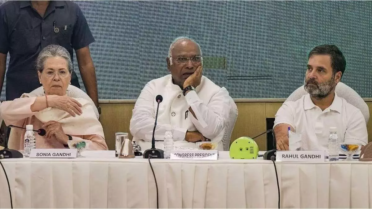 Youth taken for ride by BJPs double-engine govt in UP: Congress Youth taken for ride by BJPs double-engine govt in UP: Congress