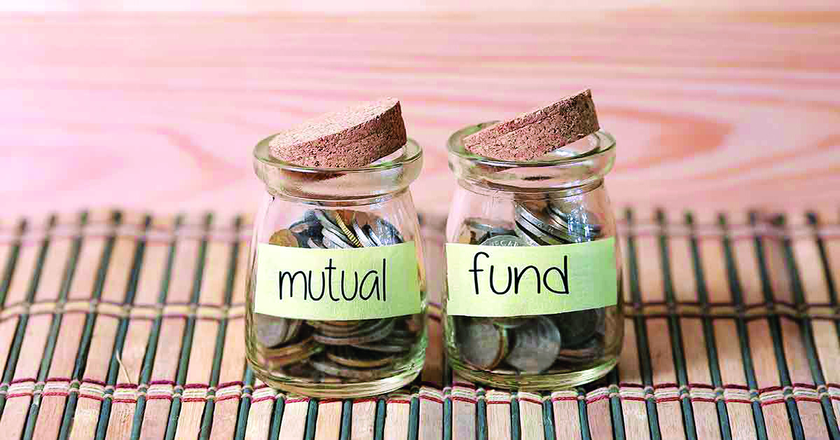 Equity mutual funds attract `22,633 crore in March