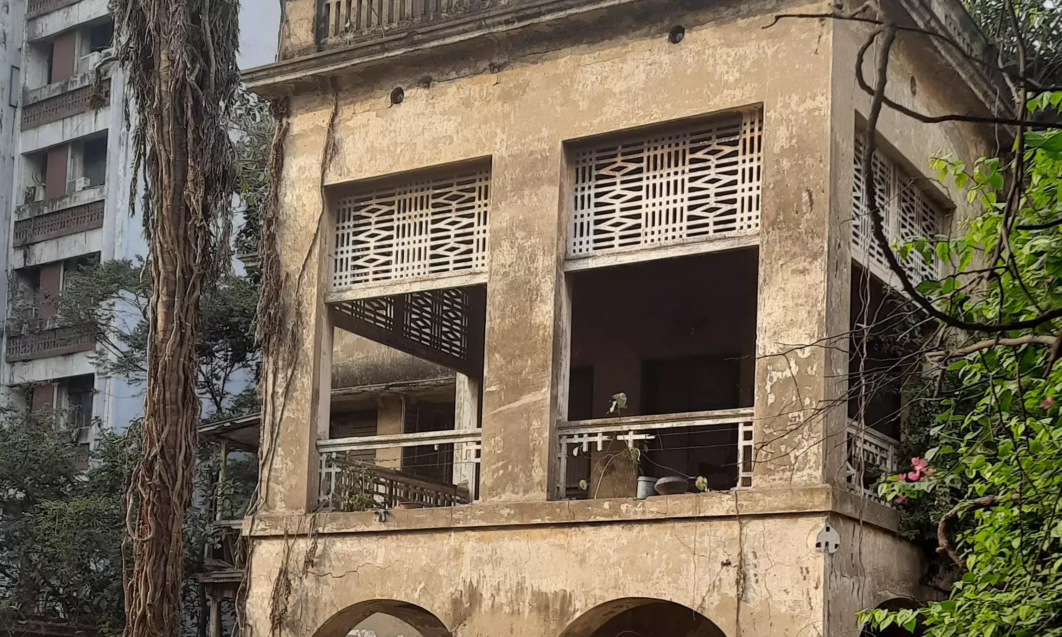 Battle for Kolkatas Heritage: The Apcar Bungalow and the erosion of Citys legacy