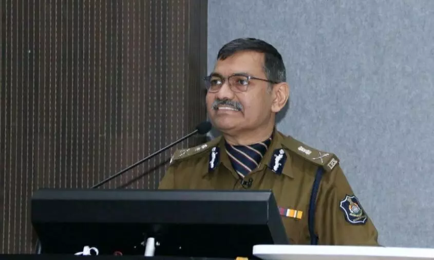 Amid LS polls, Gujarat govt transfers, promotes 35 IPS officers Amid LS polls, Gujarat govt transfers, promotes 35 IPS officers