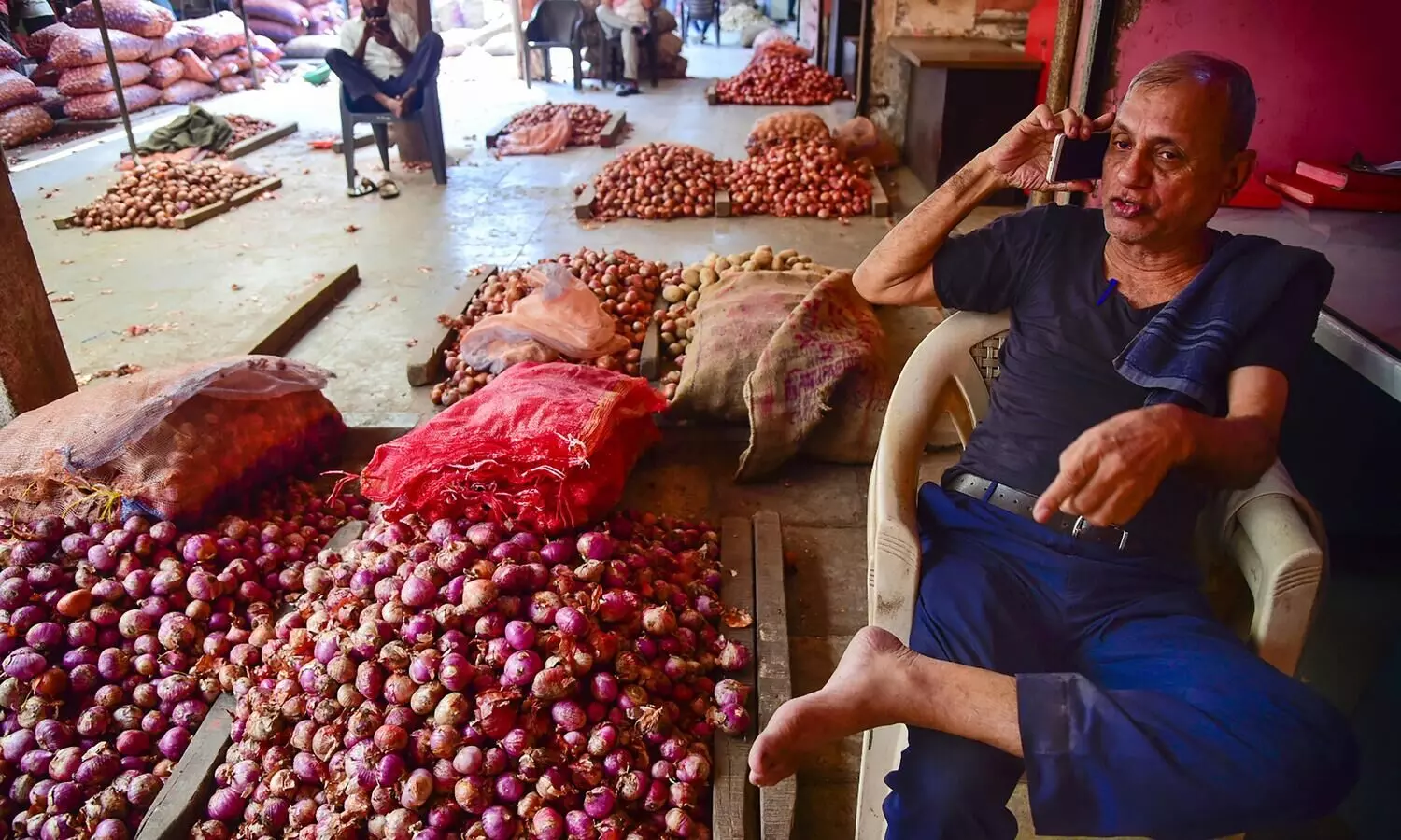 Wholesale inflation inches up marginally in March