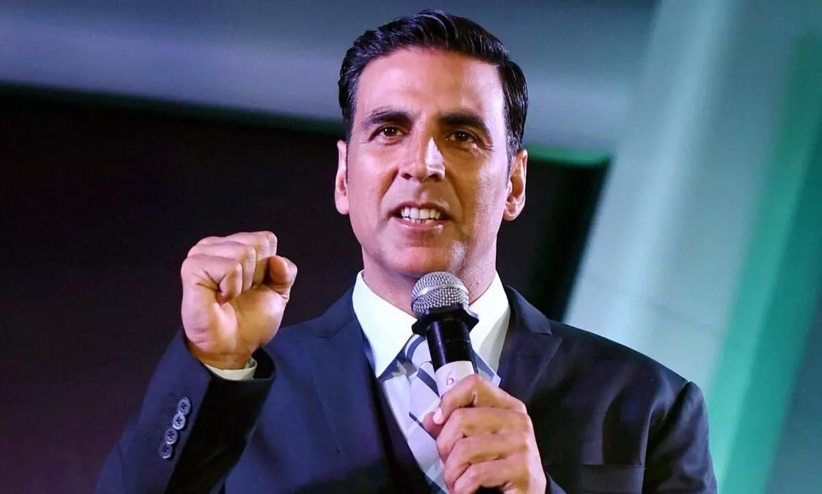 Akshay Kumar to make Telugu cinema debut with Kannappa