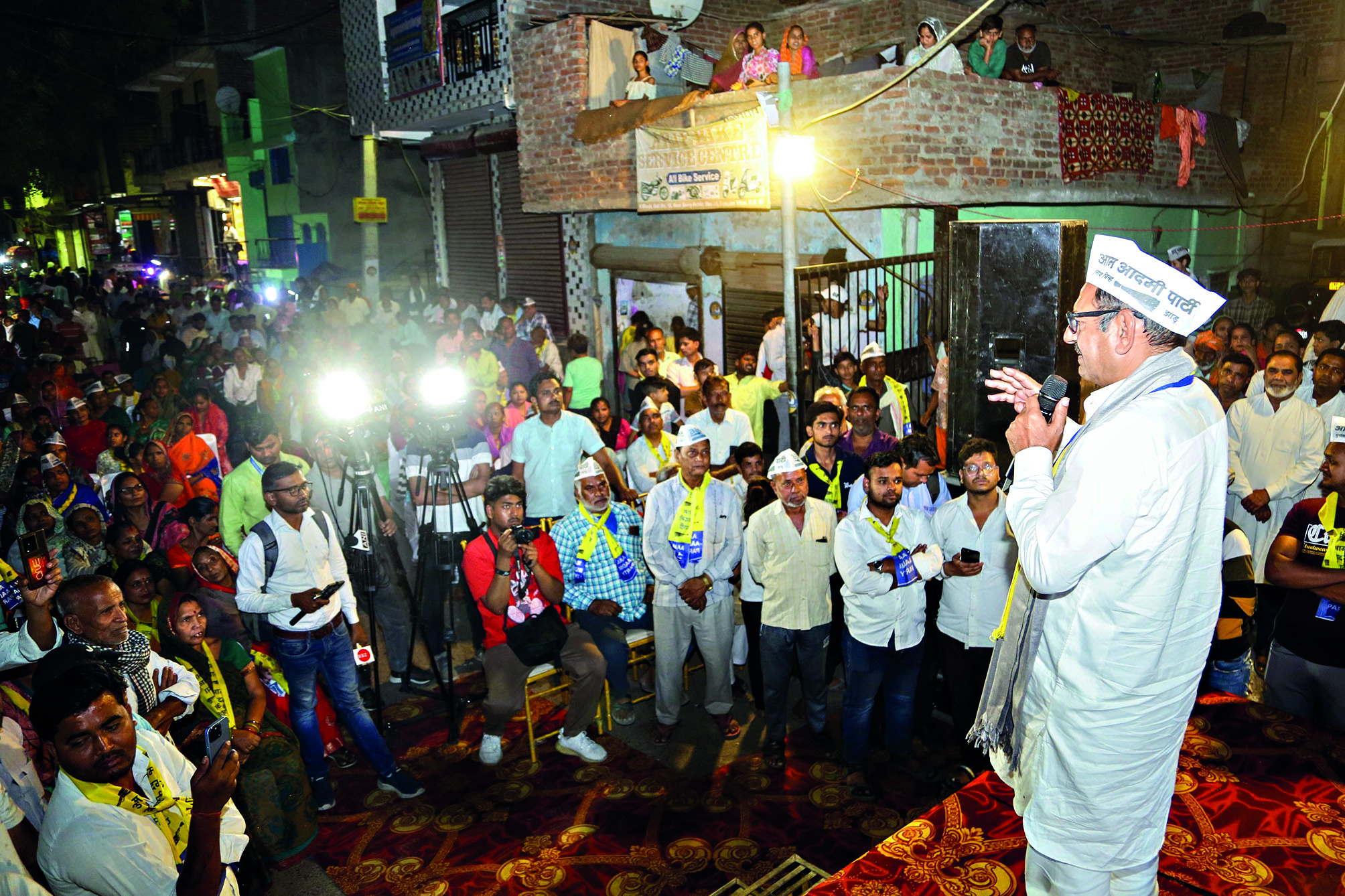 AAP orchestrates ‘Jail ka Jawab Vote se Sankalp Sabha’ in S Delhi AAP orchestrates ‘Jail ka Jawab Vote se Sankalp Sabha’ in S Delhi