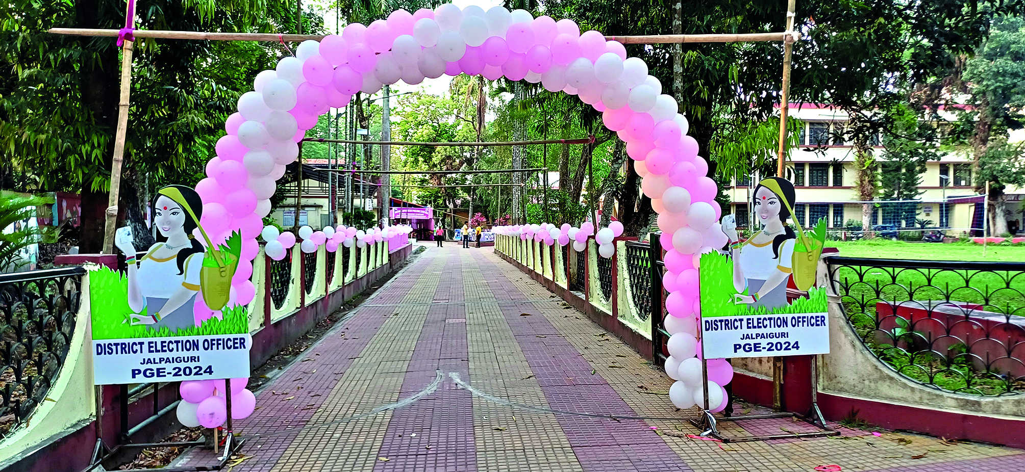 In a first, about 13 polling stns   in Jalpaiguri to be theme-based