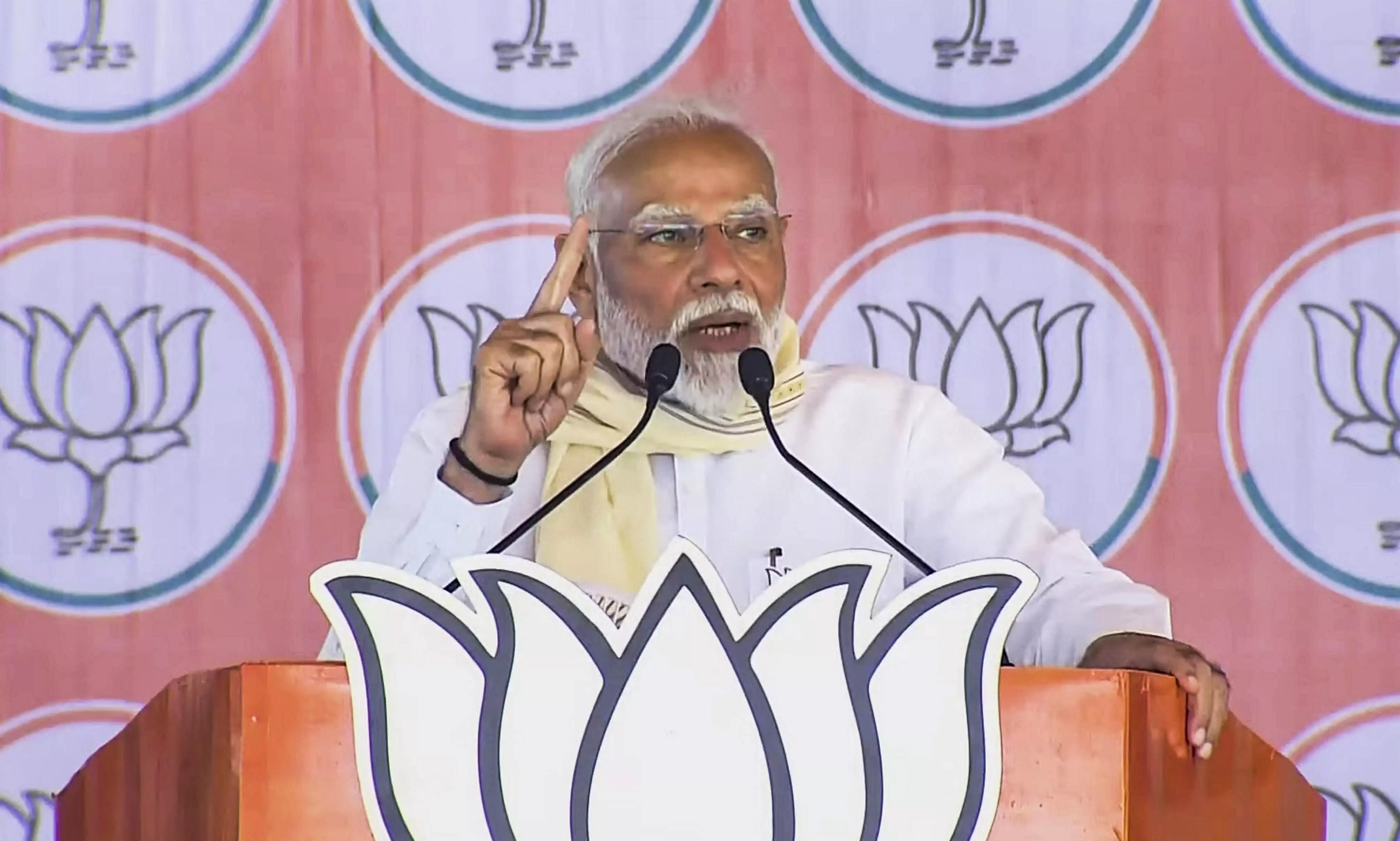 Country supplying aatank is now struggling for aata: PM Modi on Pakistan