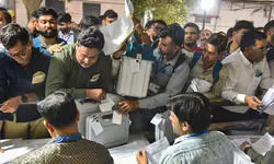 Onset of the poll carnival