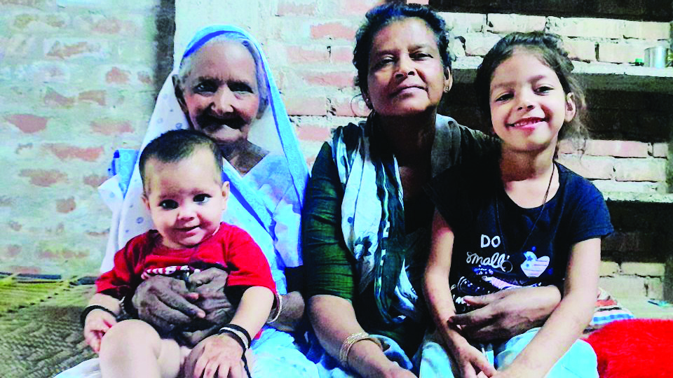 Ham radio unites nonagenarian woman who got estranged from kin