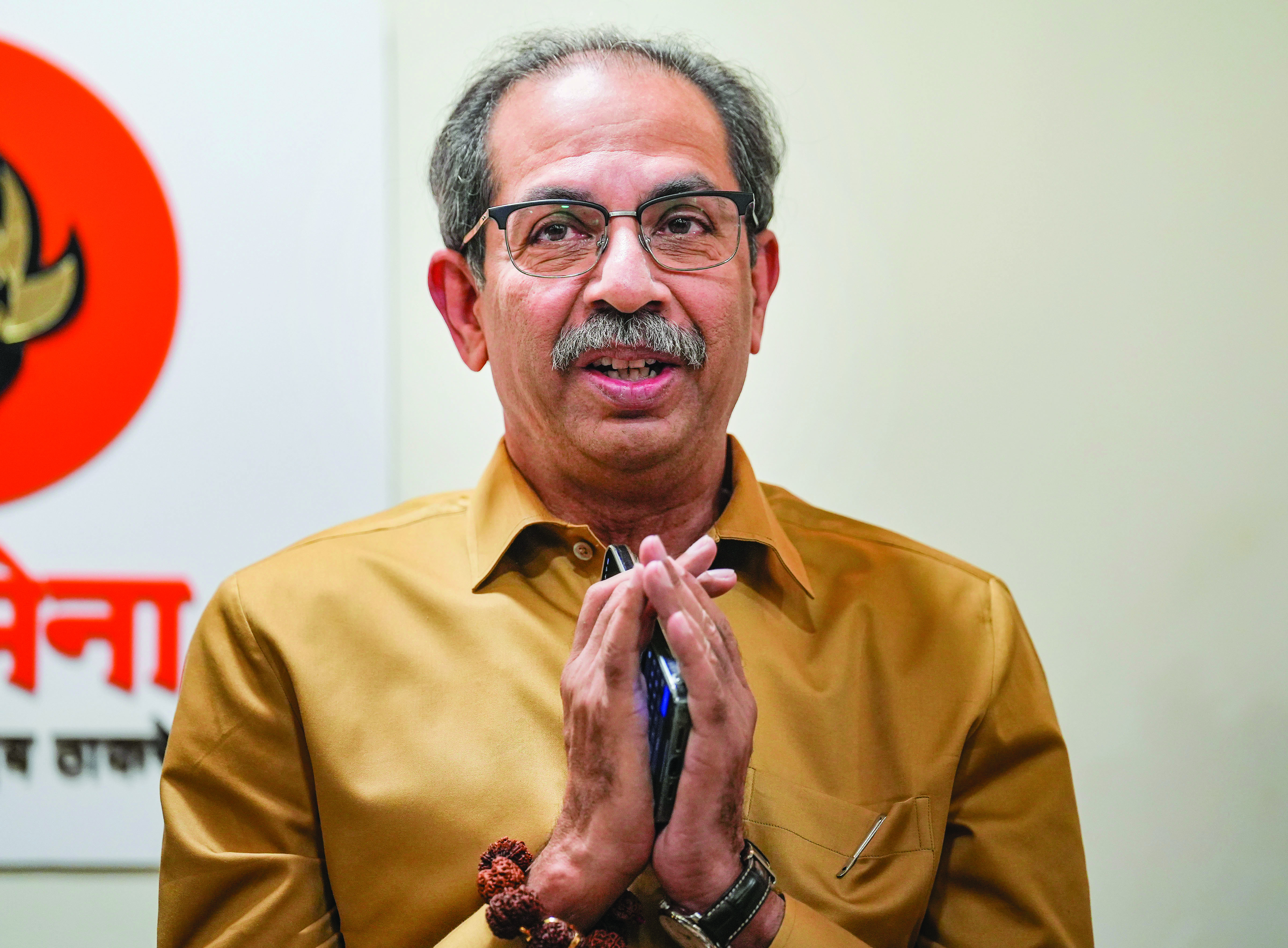 Won’t abide by ECI notice to remove ‘Hindu’, ‘Jai Bhavani’ from party anthem: Uddhav Won’t abide by ECI notice to remove ‘Hindu’, ‘Jai Bhavani’ from party anthem: Uddhav