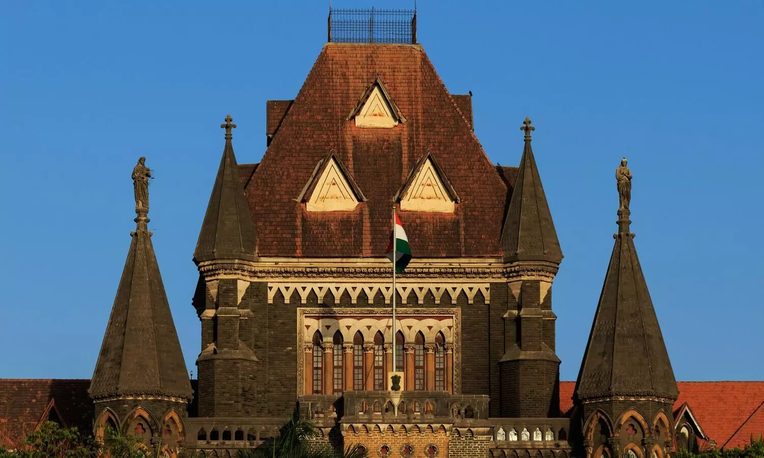 Bombay HC rules bank-initiated Look Out Circular as violation of fundamental rights