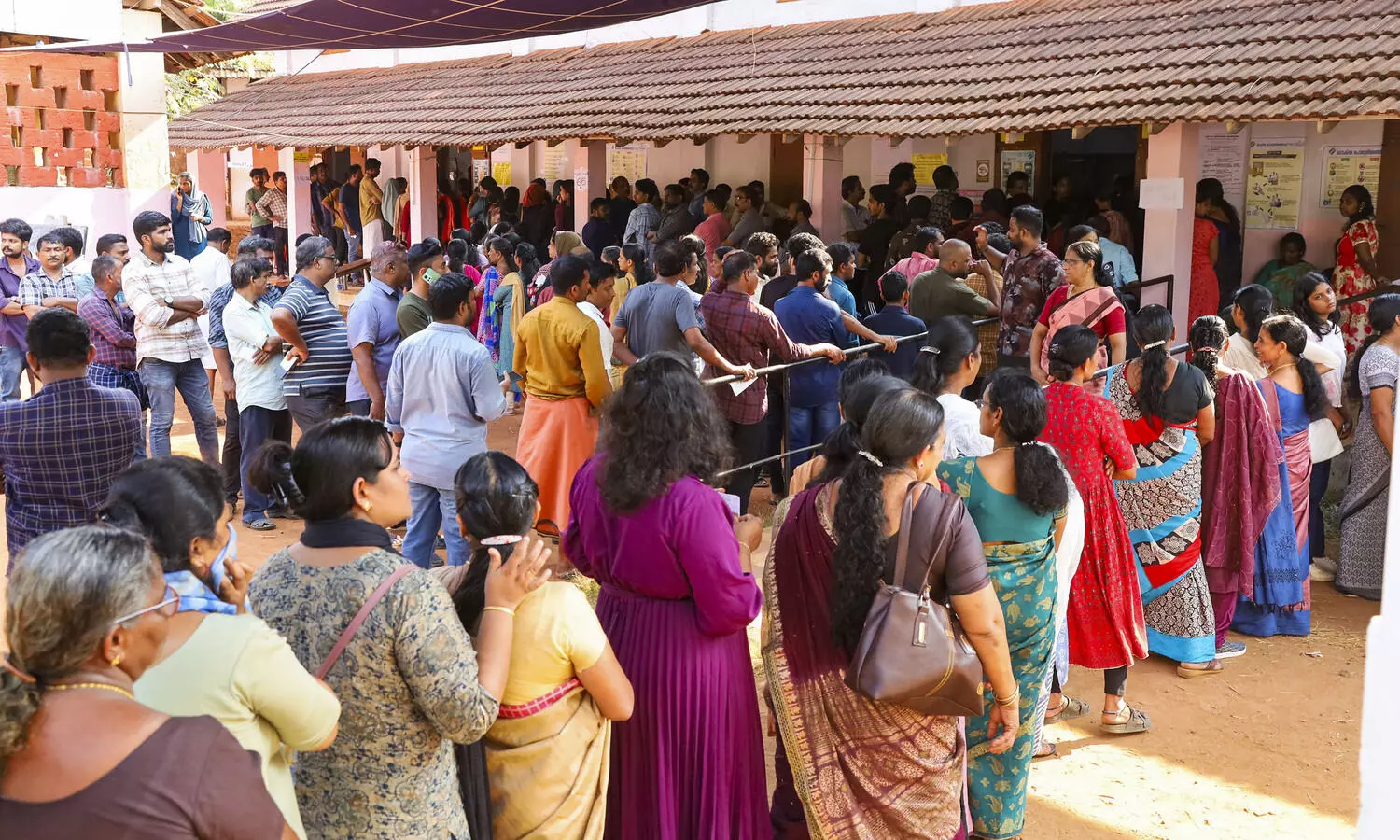 LS polls: UP records over 52 pc voting in 8 constituencies till 5 pm