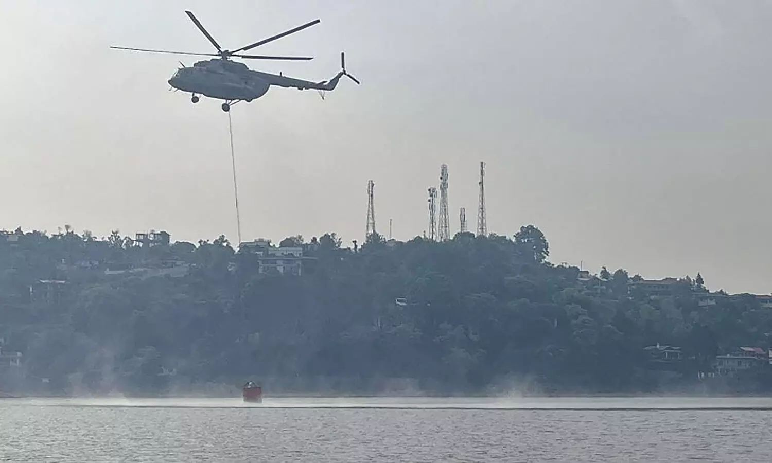 Ukhand forest fires: IAF helicopter assists in firefighting for 2nd day, blaze doused in many areas