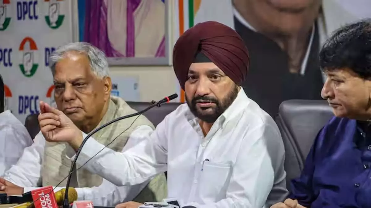 Not joining any party, says Arvinder Singh Lovely after quitting as Delhi Cong chief
