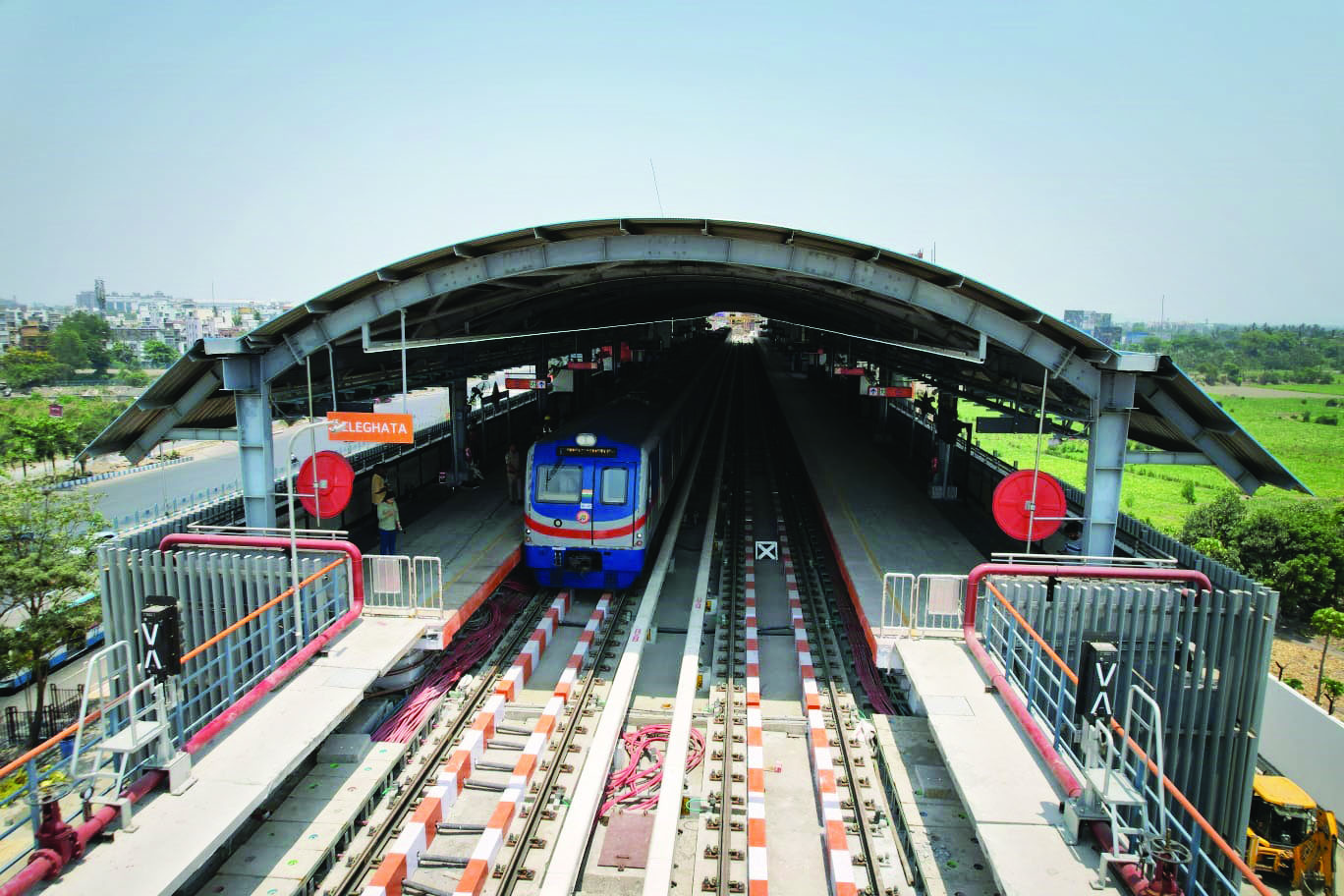 Trial run by Metro from Hemanta Mukhopadhyay (Ruby) to Beleghata