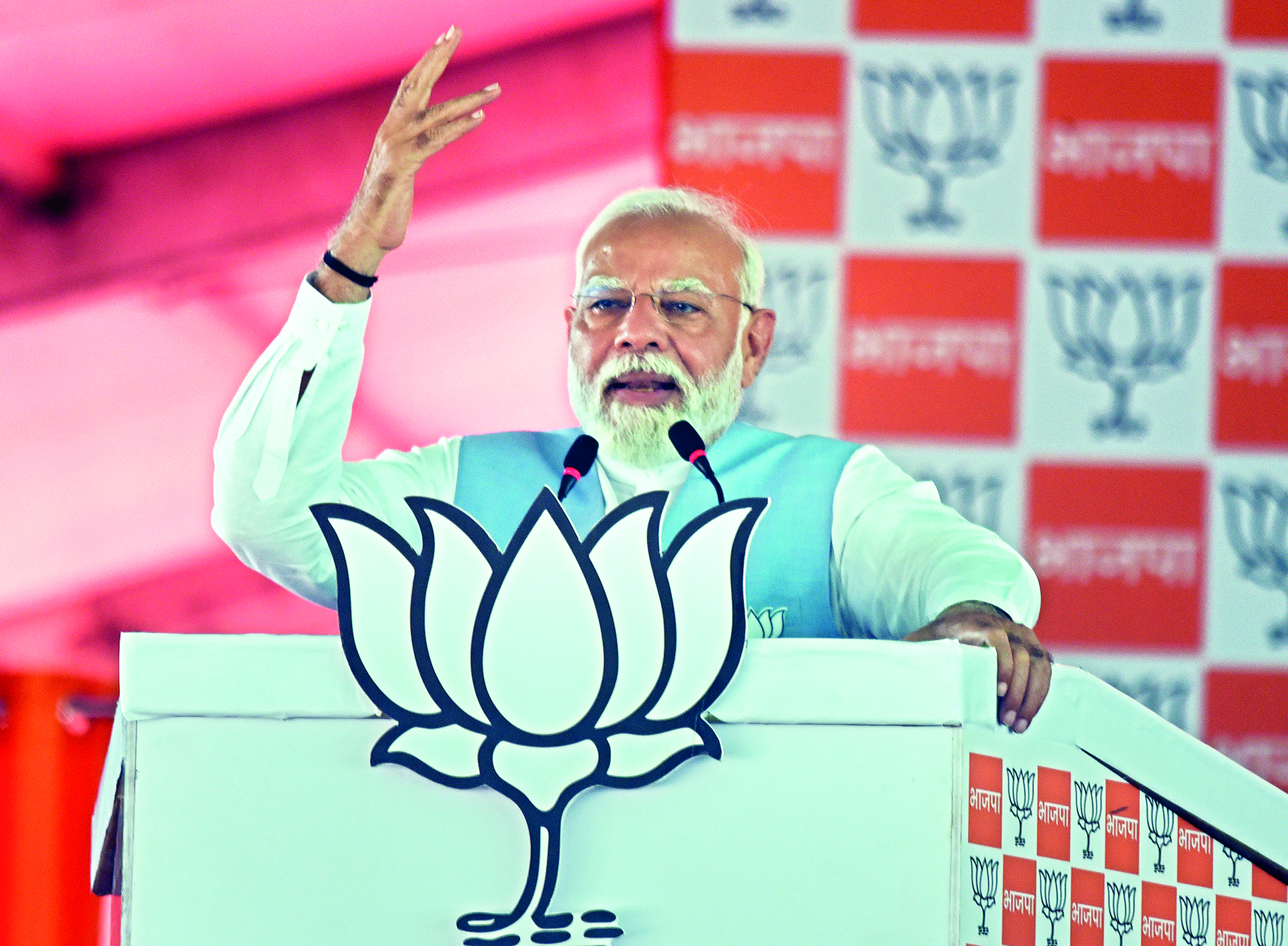 Despite setback in last 2 phases, ‘tainted’ Cong eyeing power: PM