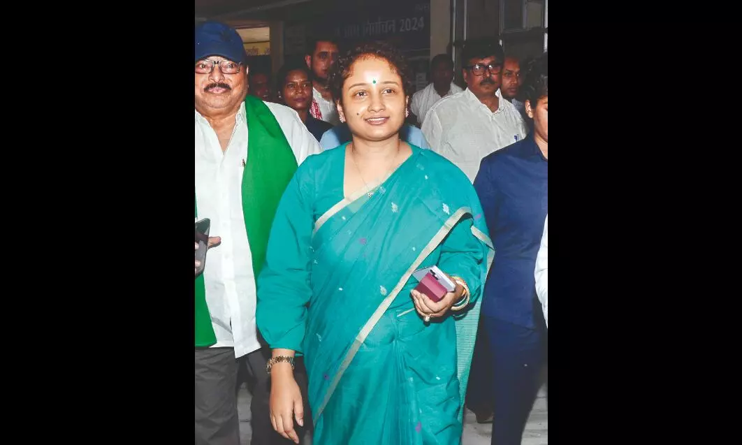 Jharkhand: Kalpana Soren files nomination as JMM candidate for Gandey Assembly bypoll