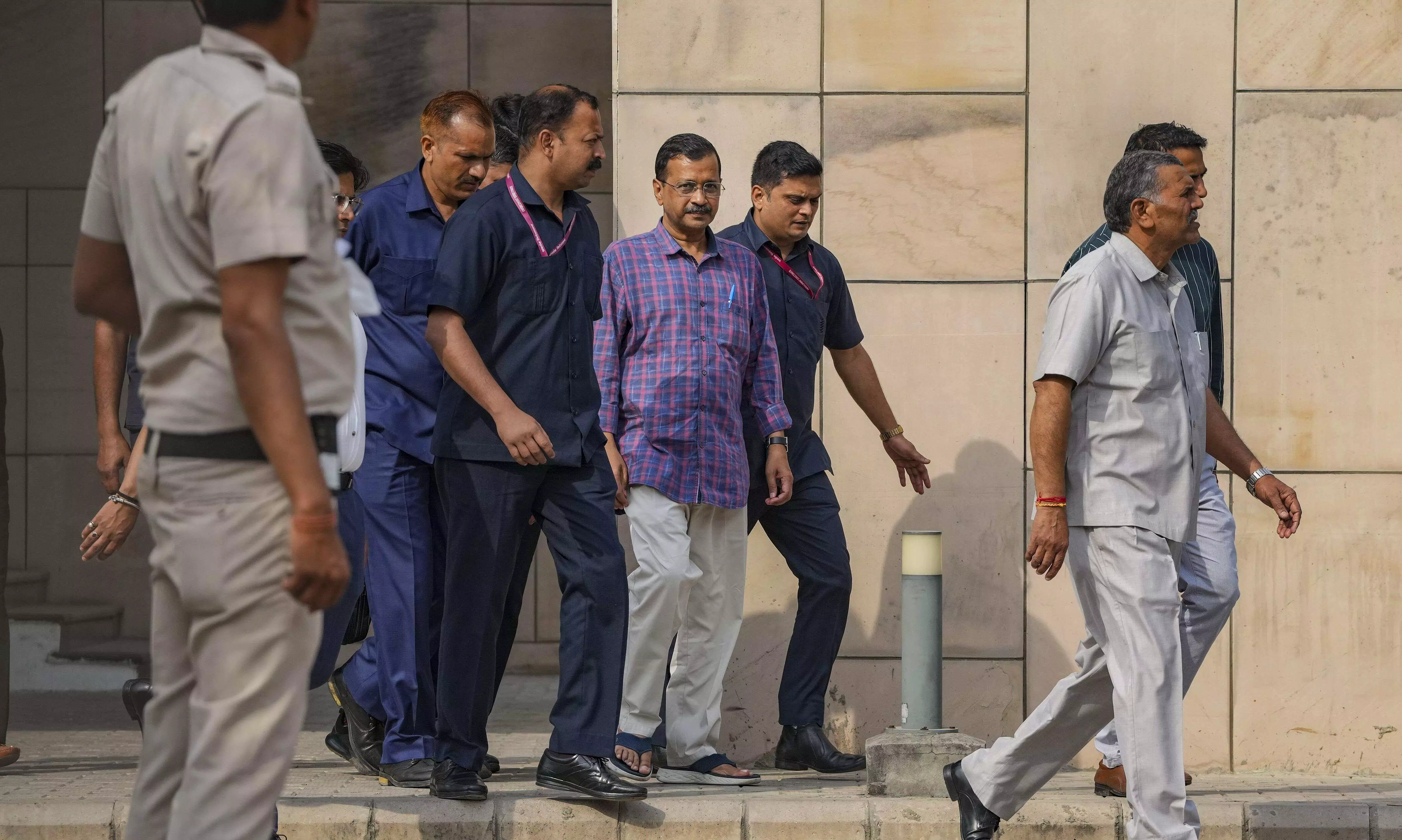Five questions posed by SC to ED in Arvind Kejriwal case