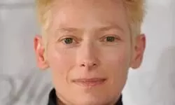 Tilda Swinton joins Colin Farrell in Netflixs The Ballad Of A Small Player Tilda Swinton joins Colin Farrell in Netflixs The Ballad Of A Small Player
