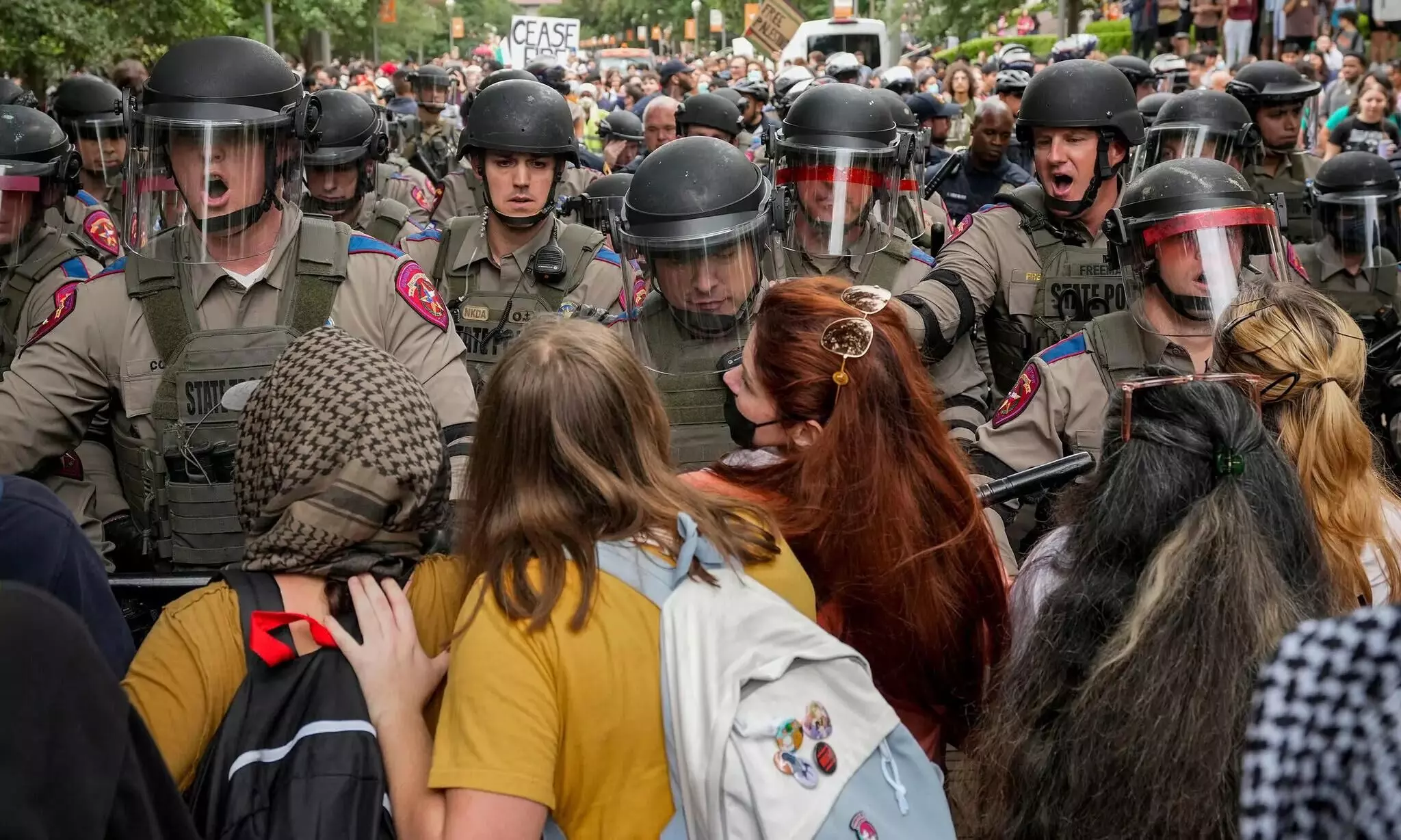 US colleges under riot police control amid Gaza war protests US colleges under riot police control amid Gaza war protests