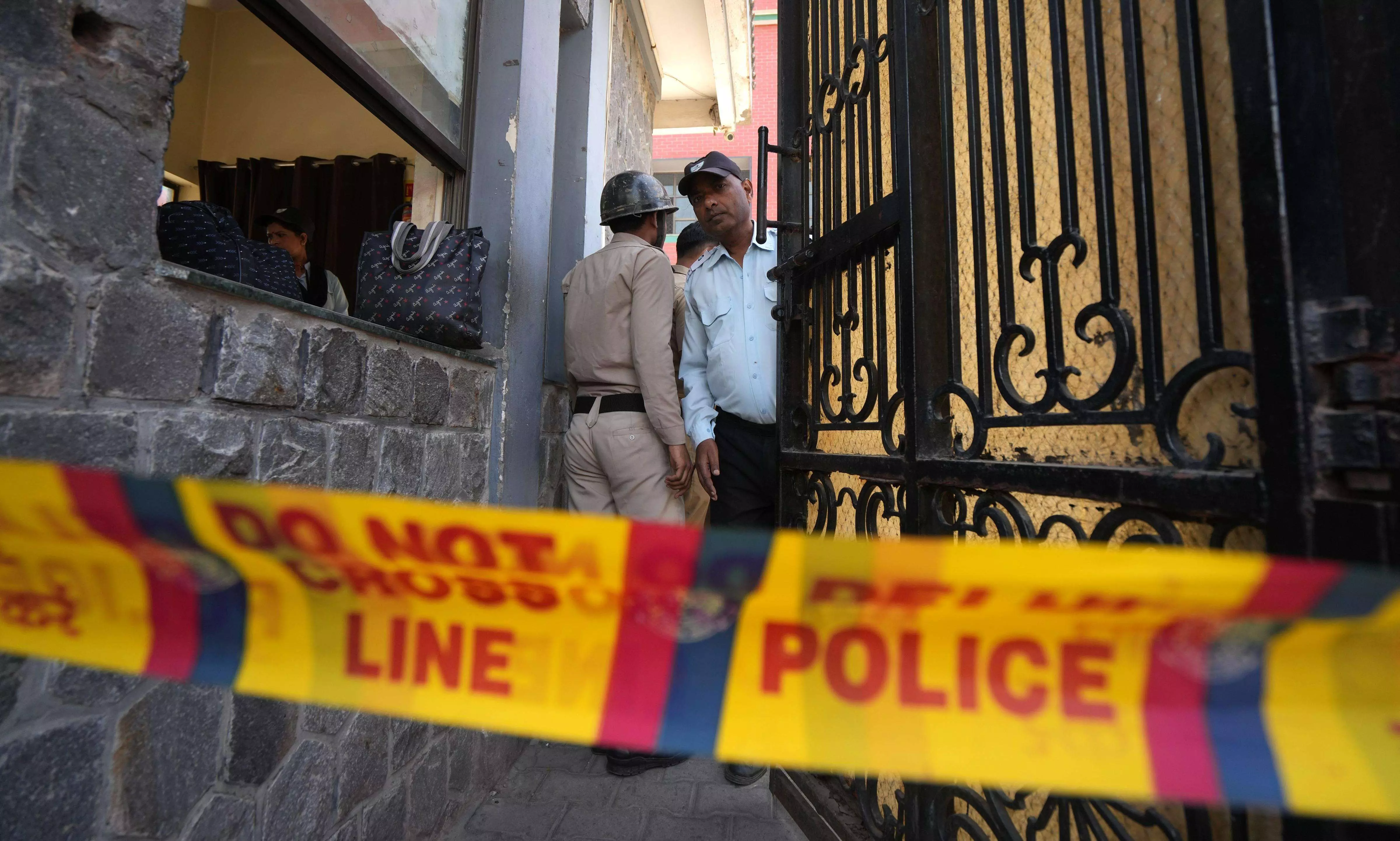 Delhi Police: Dont believe false bomb threats
