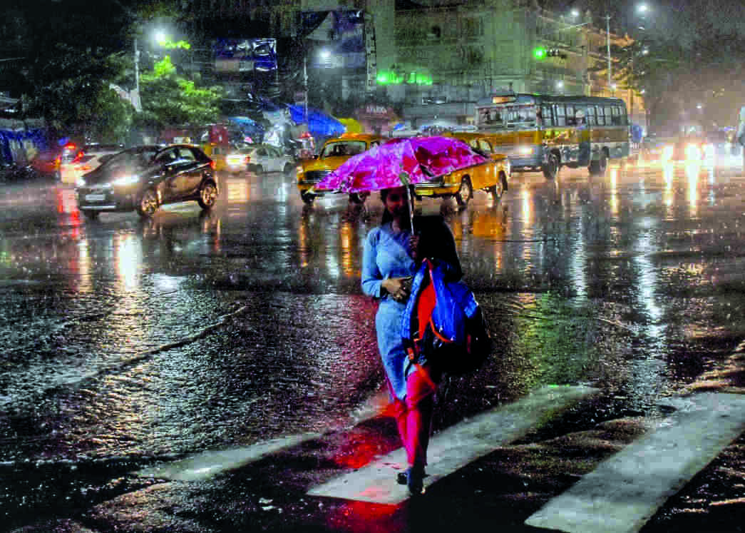 ‘Thunderstorms likely to occur over districts across Bengal’