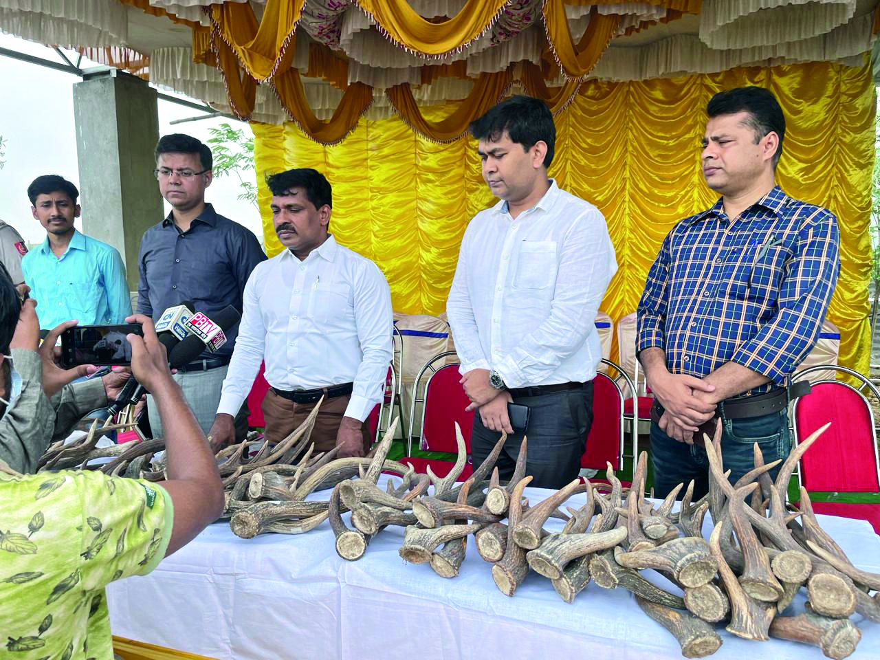 Forest dept incinerates 62 antlers of spotted deer at Barjora