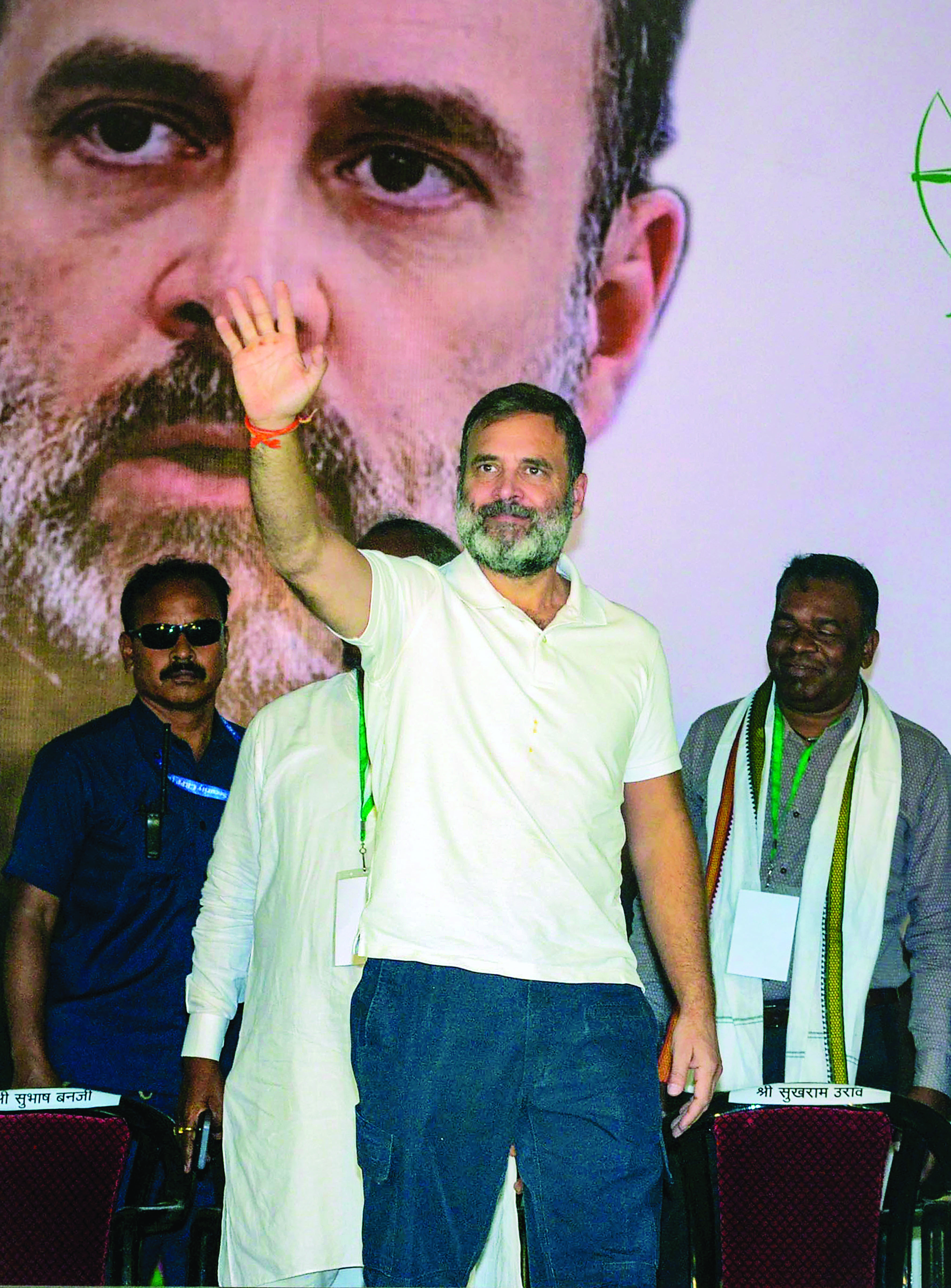 Rahul: Modi made 22 billionaires, we will make crores of people ‘lakhpati’