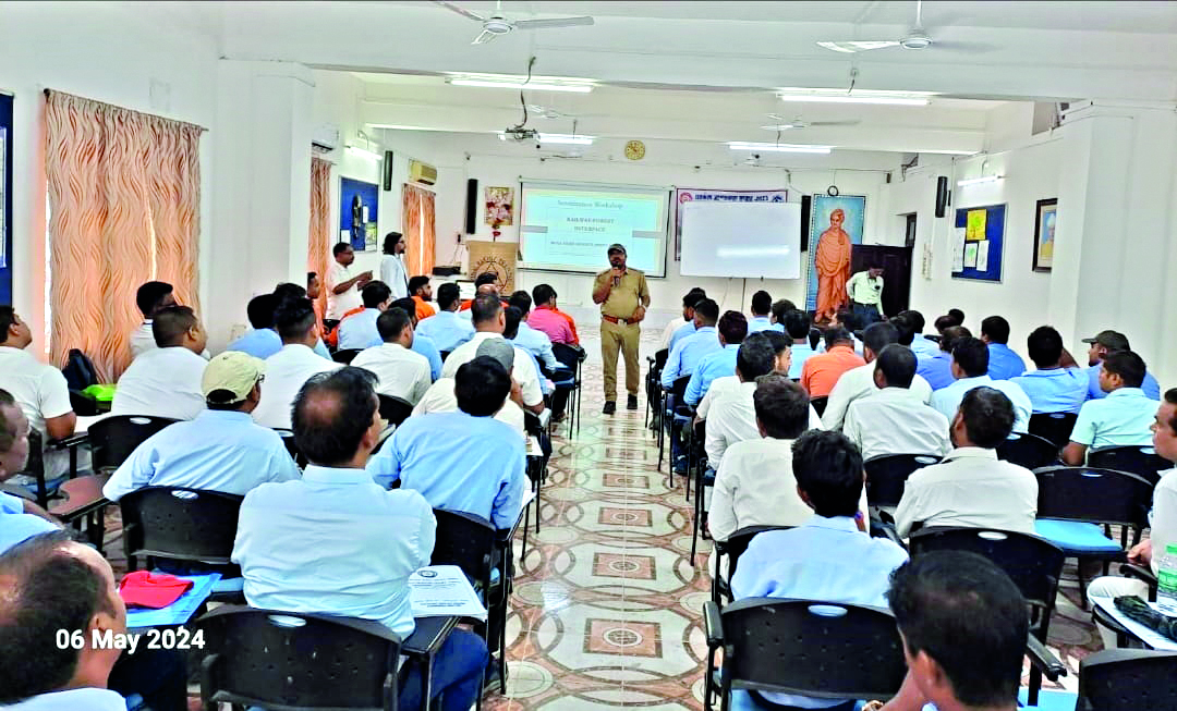 Forest officials train Railway loco pilots to prevent   rail-elephant collisions