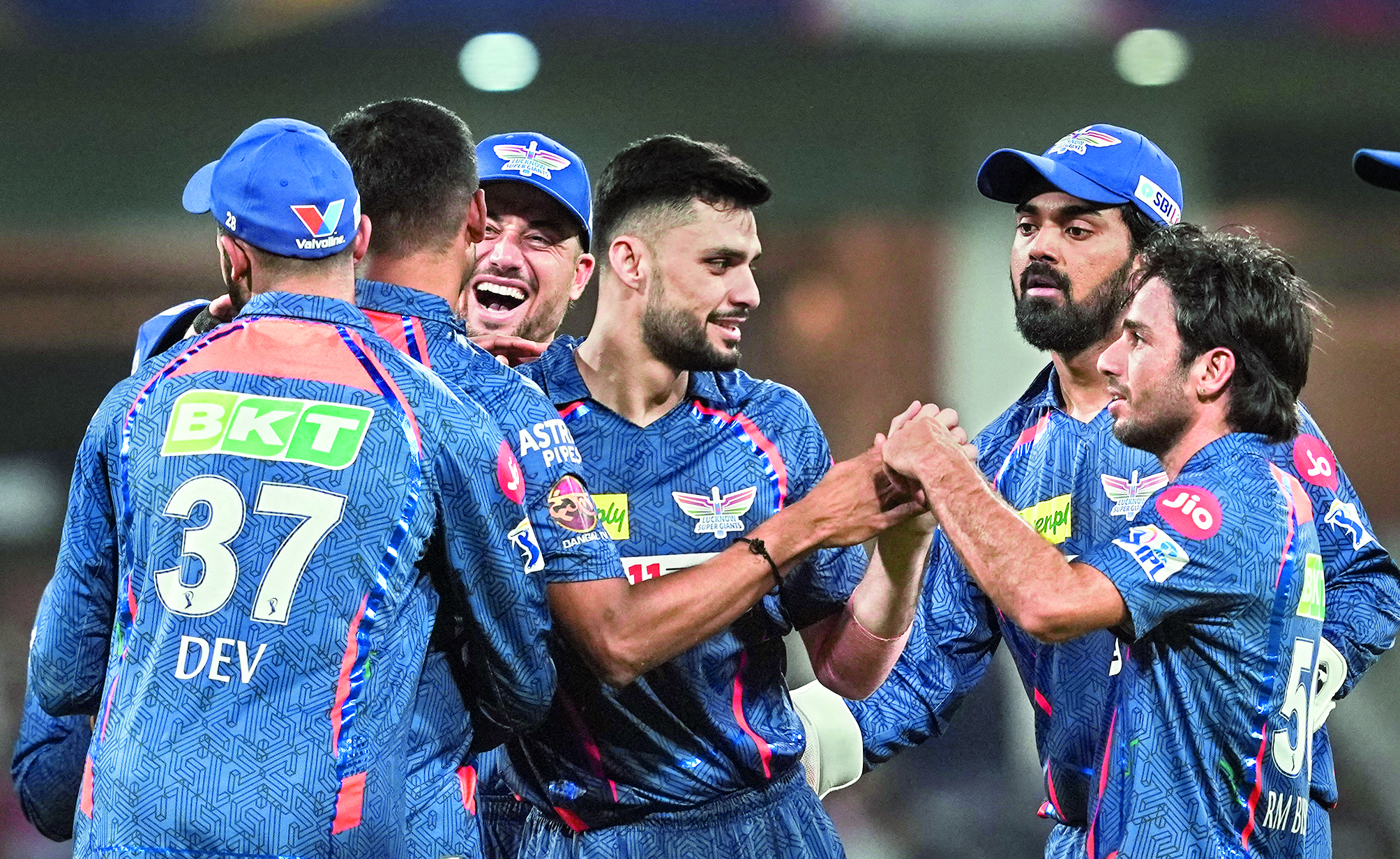 Inconsistent Hyderabad take on Lucknow in push for play-offs spot