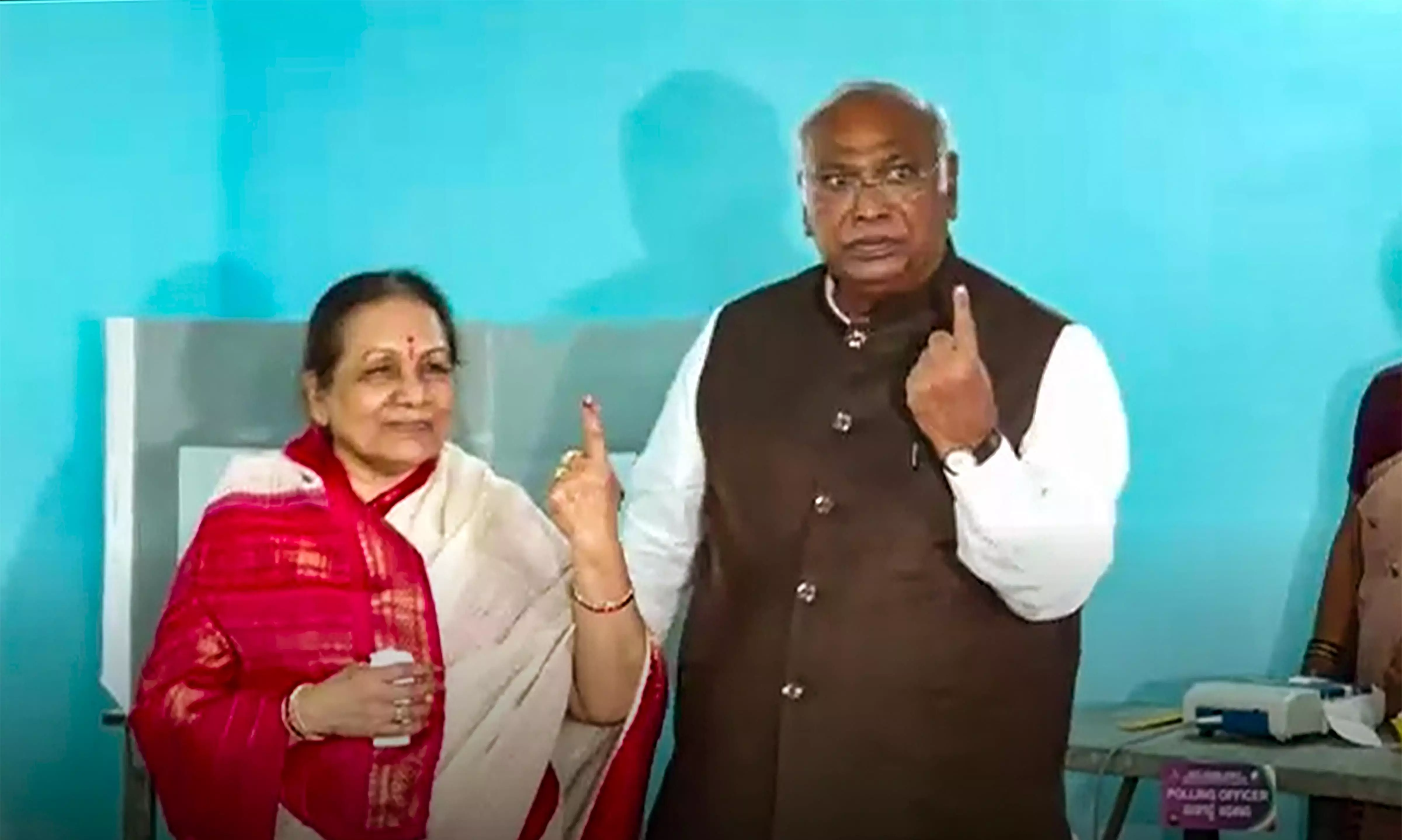 Kharge writes to opposition on discrepancies in EC polling data