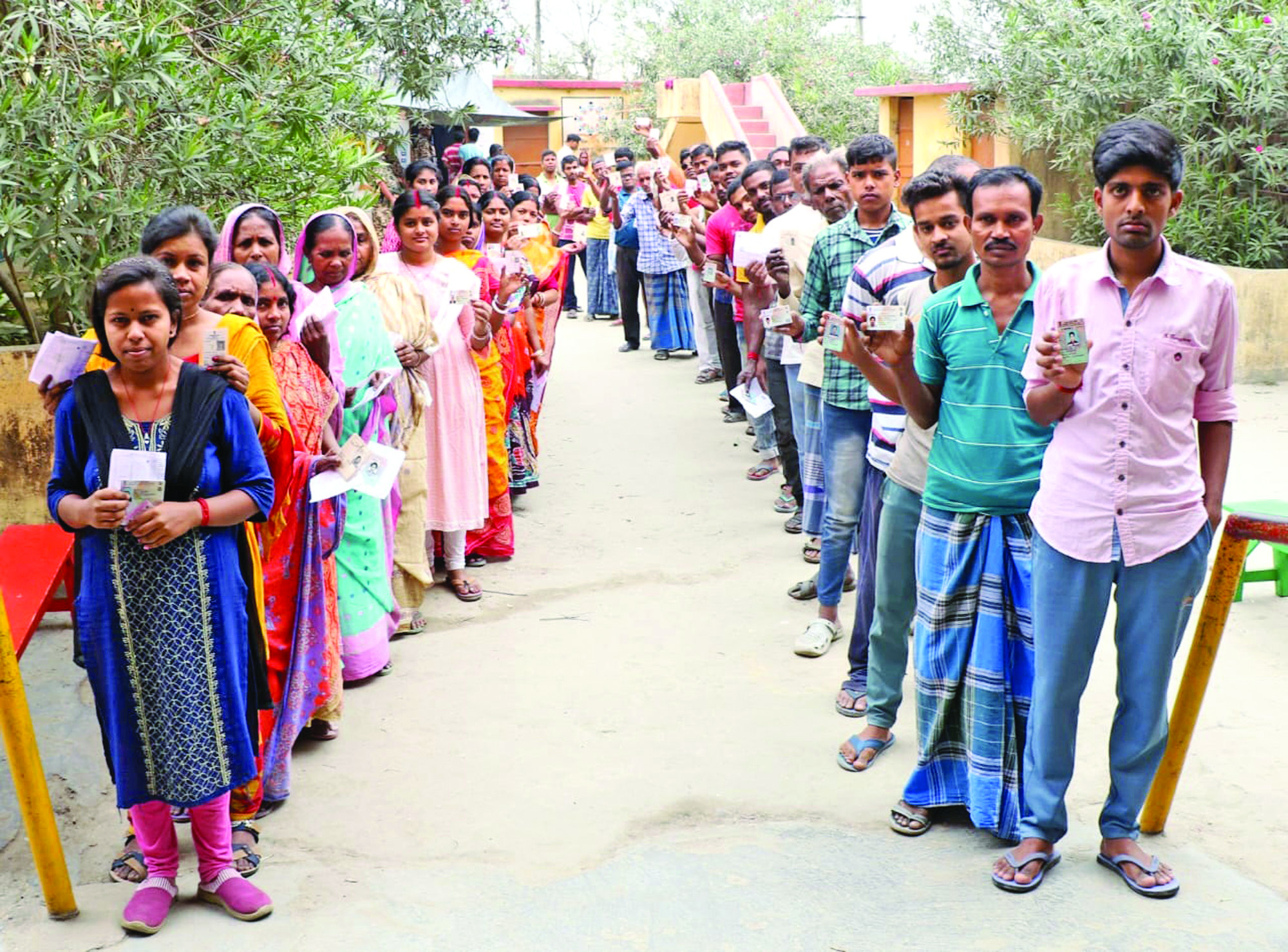Phase 3: Polling held peacefully in Bengal, voting percentage stood at 73.93% till 5 pm Phase 3: Polling held peacefully in Bengal, voting percentage stood at 73.93% till 5 pm