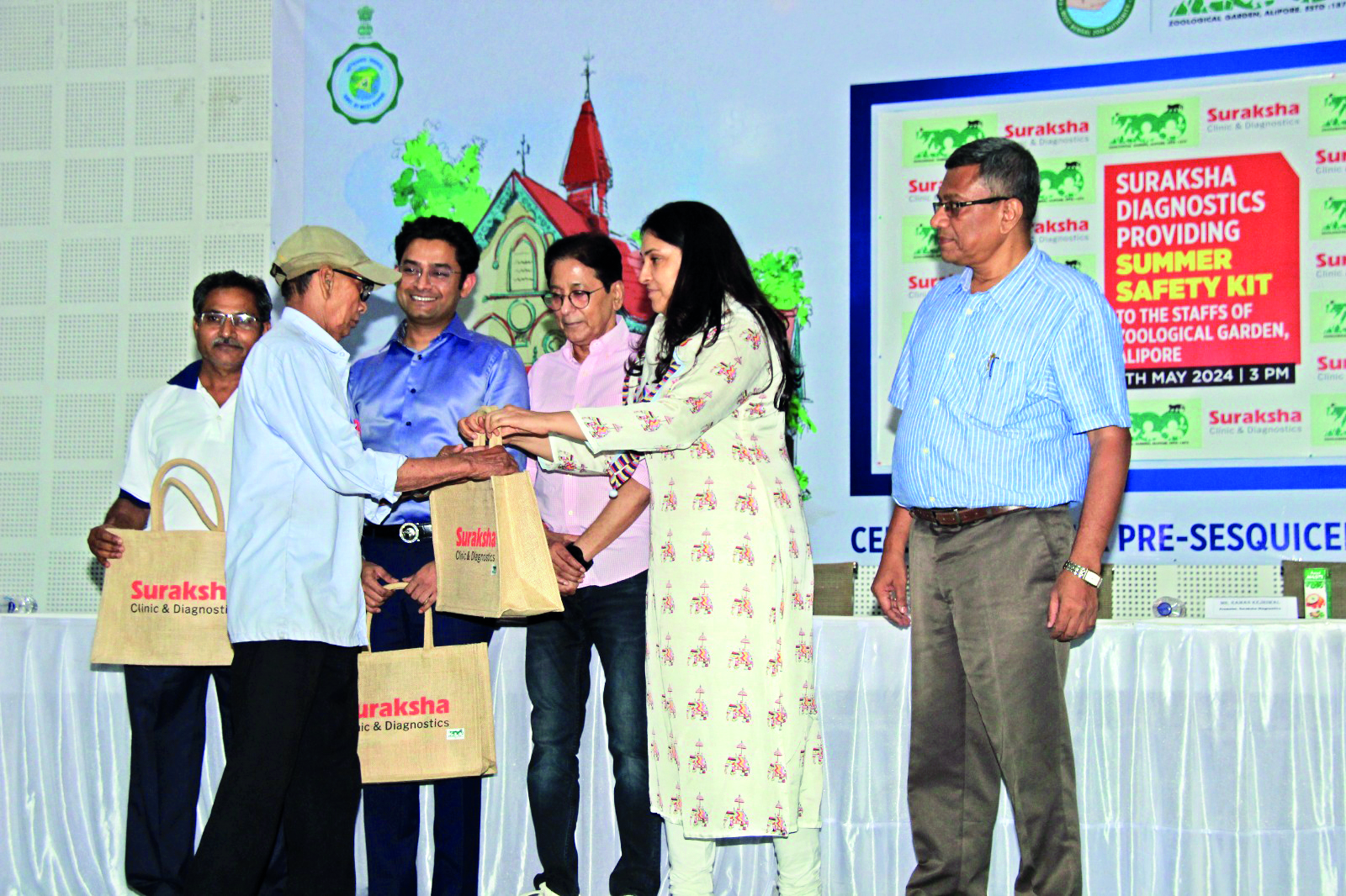 Alipore Zoo provides summer-safety kits to staff Alipore Zoo provides summer-safety kits to staff