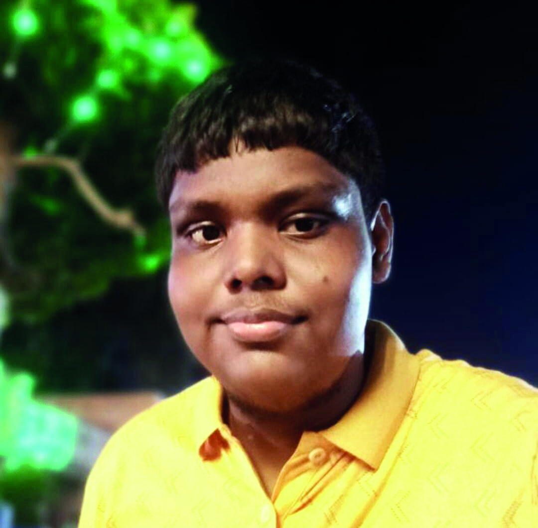 Defying physical challenges, two students of S Dinajpur shine in HS