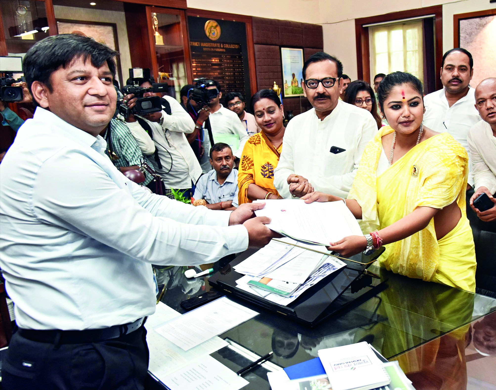 LS polls: Mala Roy & Saayoni Ghosh, among others, file nomination papers LS polls: Mala Roy & Saayoni Ghosh, among others, file nomination papers
