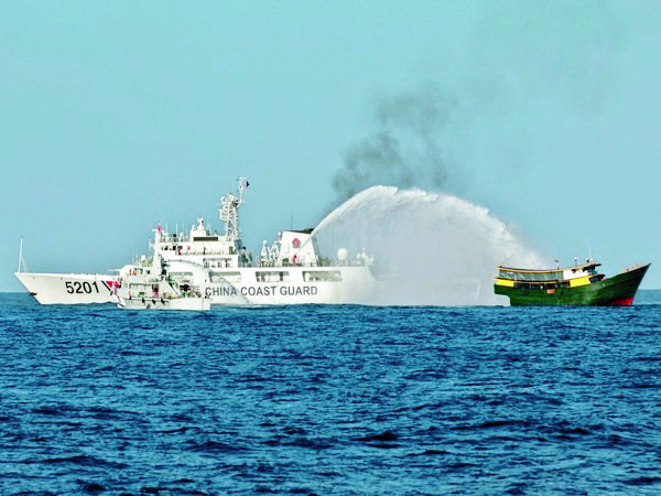 Philippines calls for expelling Chinese diplomats as territorial row escalates Philippines calls for expelling Chinese diplomats as territorial row escalates