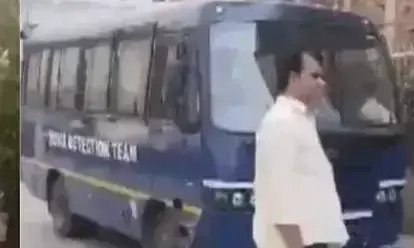 2 Delhi hospitals receive bomb threats