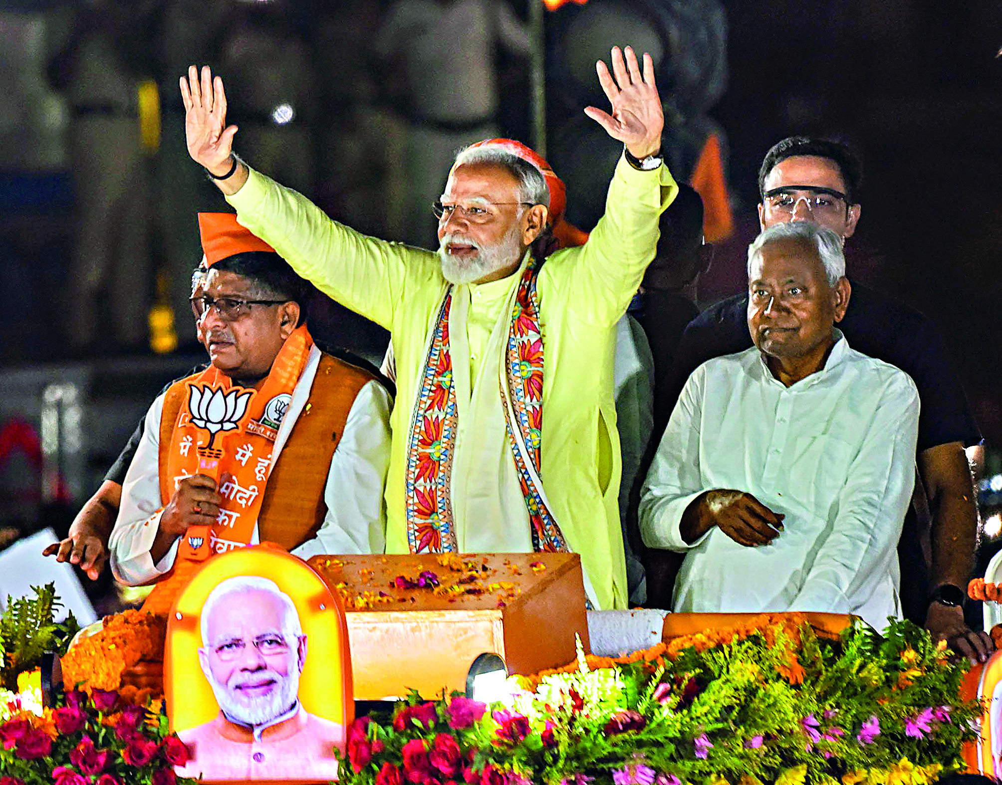 Modi holds roadshow in Patna, first by a PM in Bihar’s capital