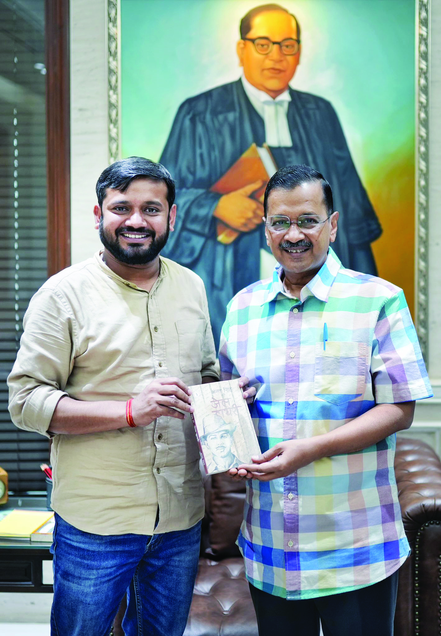 Kanhaiya meets CM Kejriwal, discusses INDIA bloc’s strategy Kanhaiya meets CM Kejriwal, discusses INDIA bloc’s strategy