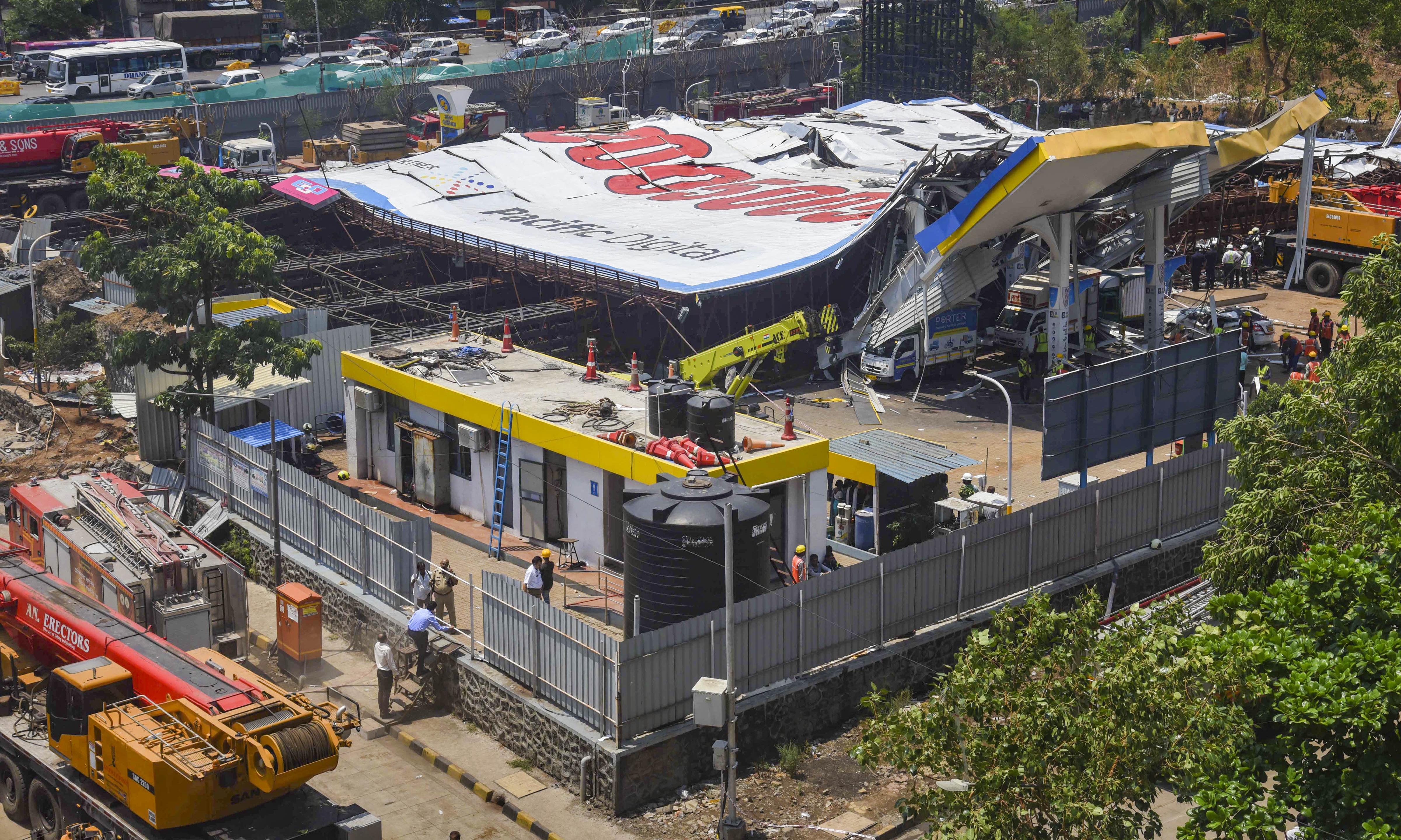 Finding survivors in hoarding collapse unlikely: NDRF