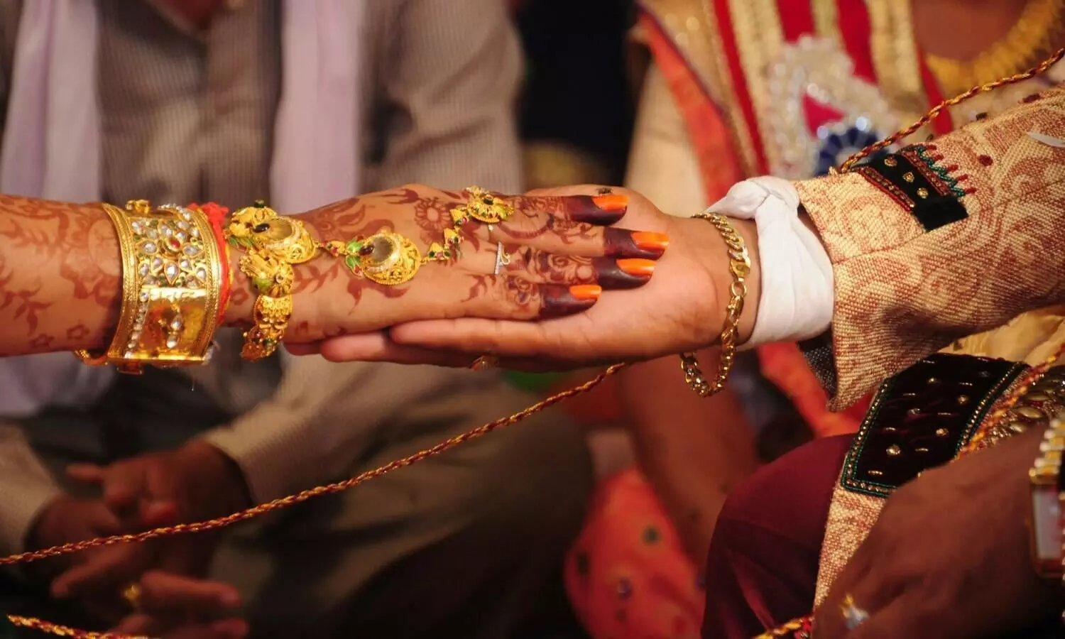 Assault on newly-wed woman: Kerala Womens Commission slams police